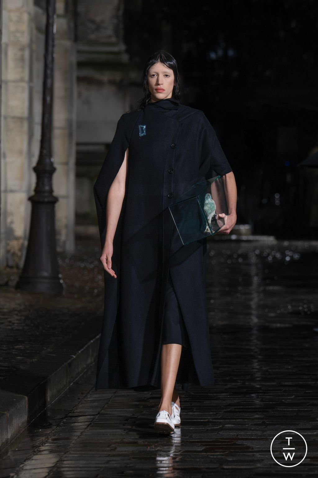 Fashion Week Paris Fall/Winter 2024 look 21 de la collection Lùchen womenswear