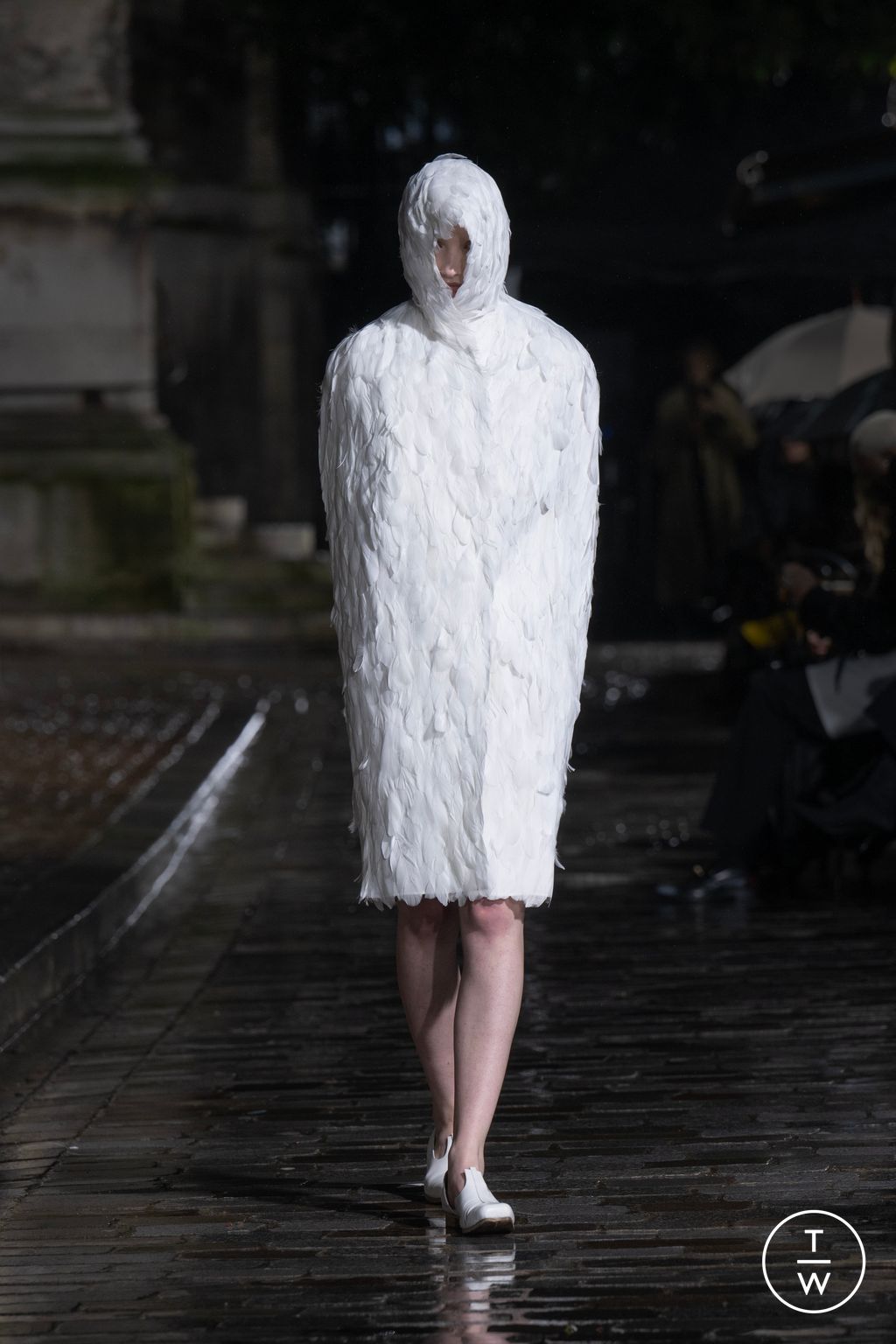 Fashion Week Paris Fall/Winter 2024 look 26 from the Lùchen collection 女装