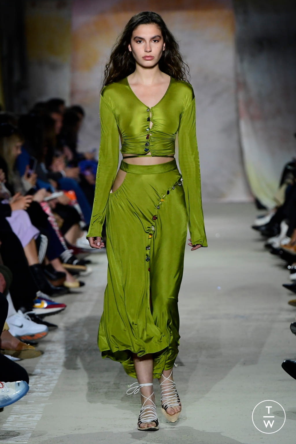 Fashion Week Paris Fall/Winter 2019 look 25 from the Festival de Hyères 2019 collection 女装