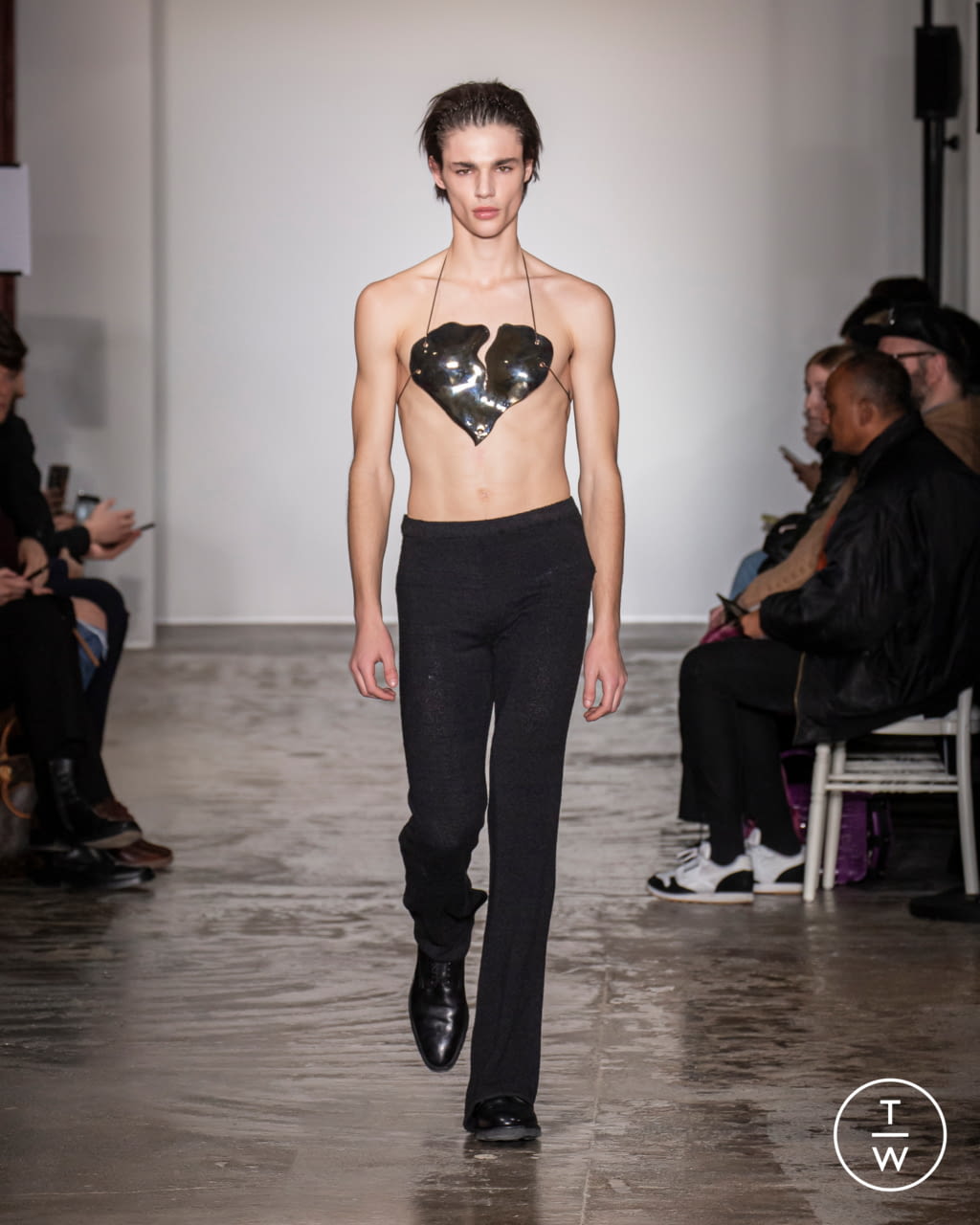 Fashion Week Paris Fall/Winter 2020 look 16 de la collection Ludovic de Saint Sernin menswear
