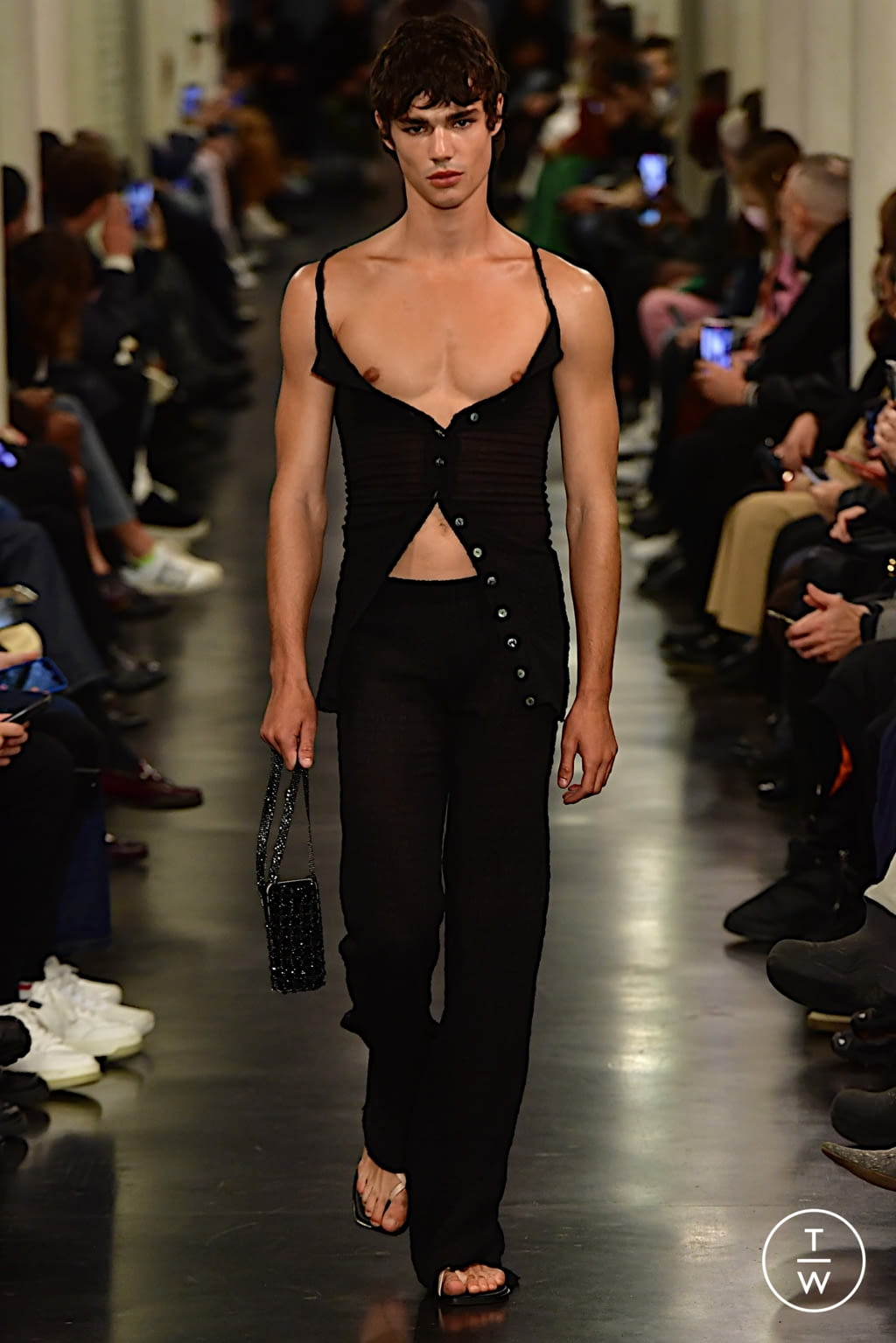 Fashion Week Paris Spring/Summer 2022 look 5 from the Ludovic de Saint Sernin collection womenswear