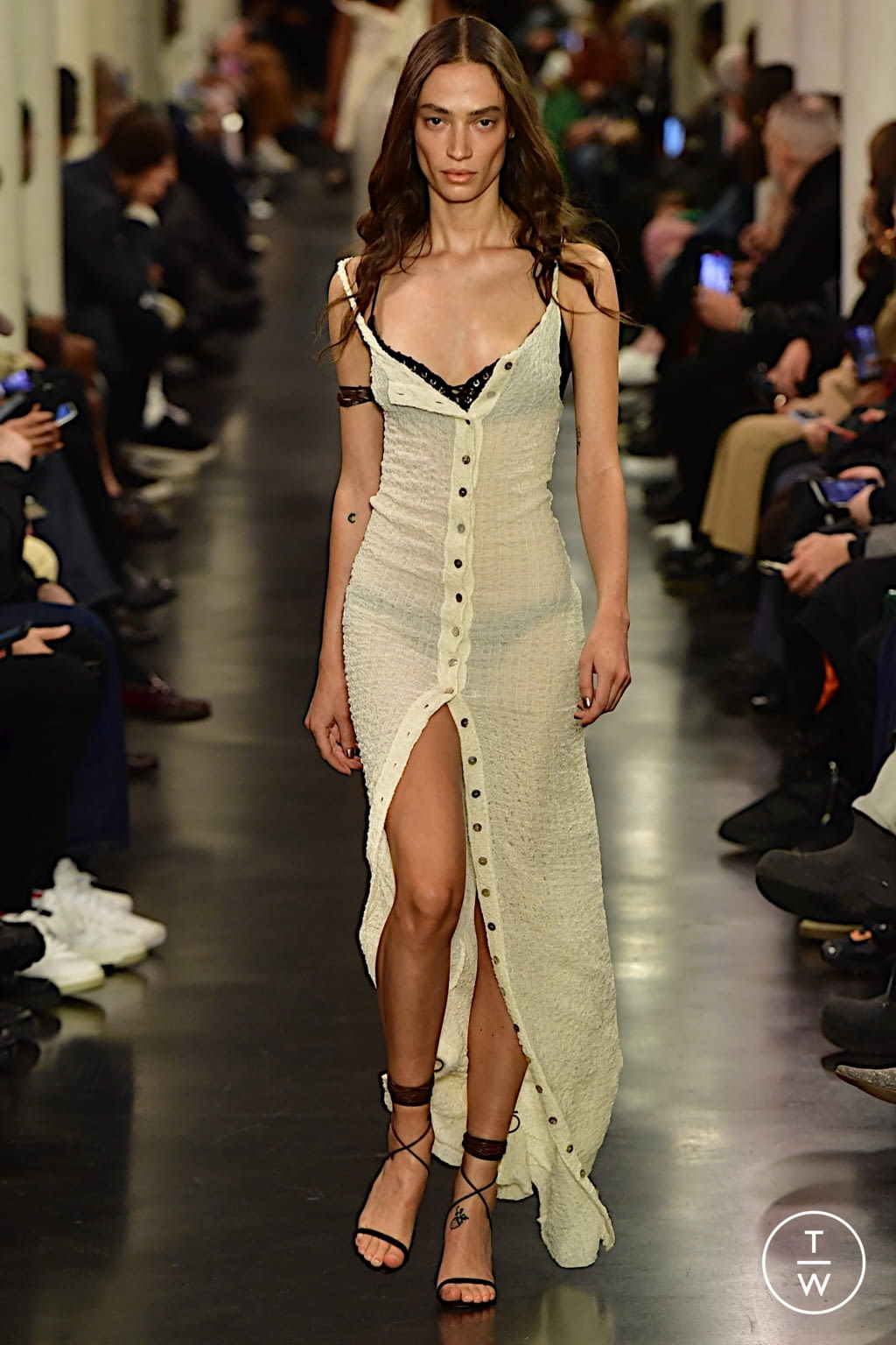 Fashion Week Paris Spring/Summer 2022 look 7 de la collection Ludovic de Saint Sernin womenswear