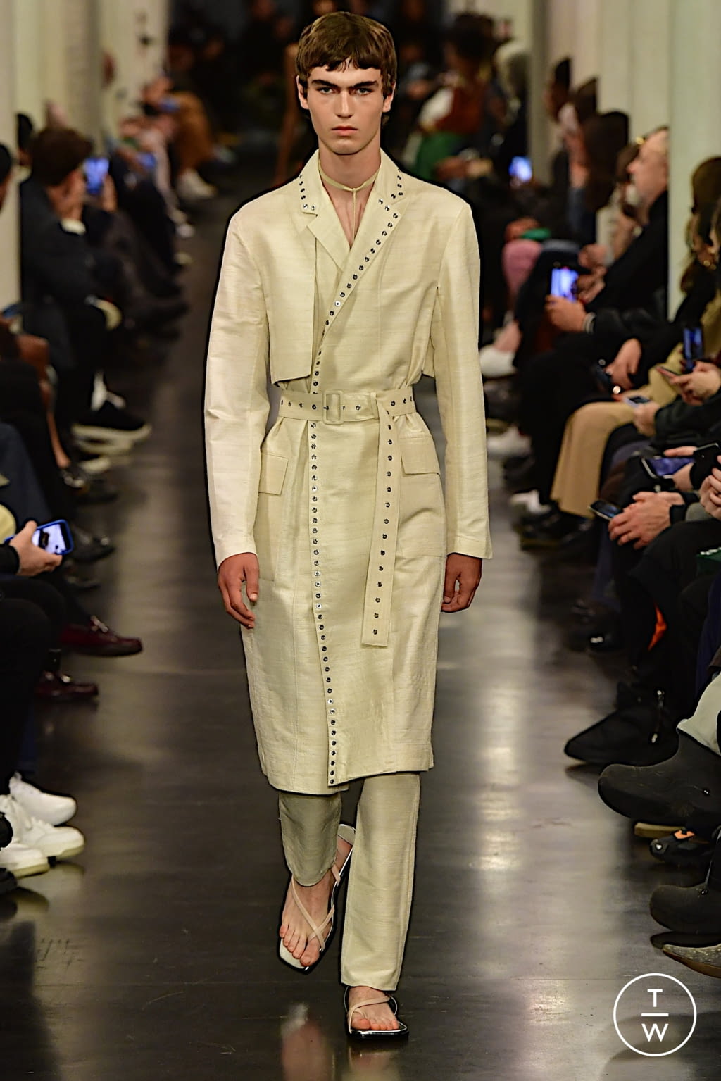 Fashion Week Paris Spring/Summer 2022 look 9 de la collection Ludovic de Saint Sernin womenswear