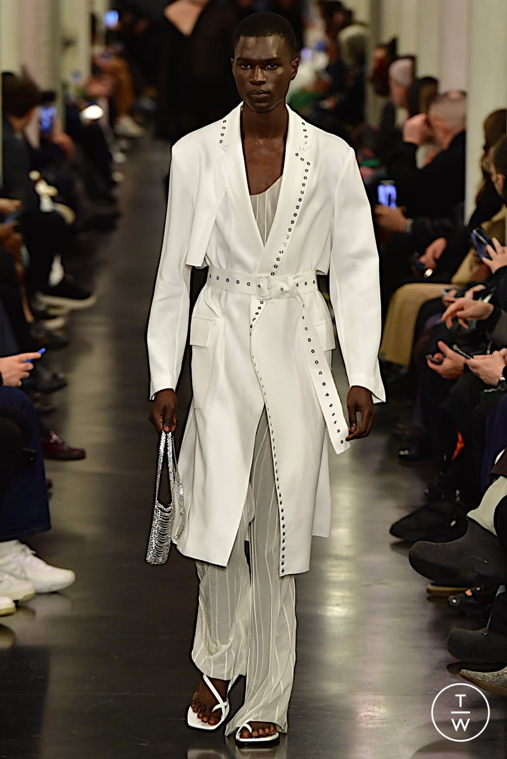 Fashion Week Paris Spring/Summer 2022 look 20 from the Ludovic de Saint Sernin collection 女装