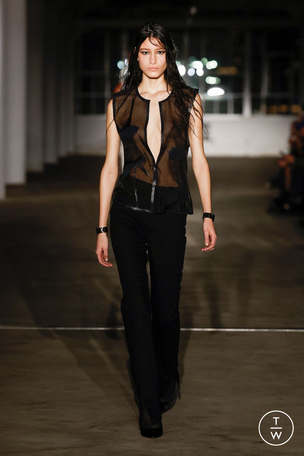 Fashion Week New York Fall/Winter 2024 look 3 de la collection Ludovic de Saint Sernin womenswear