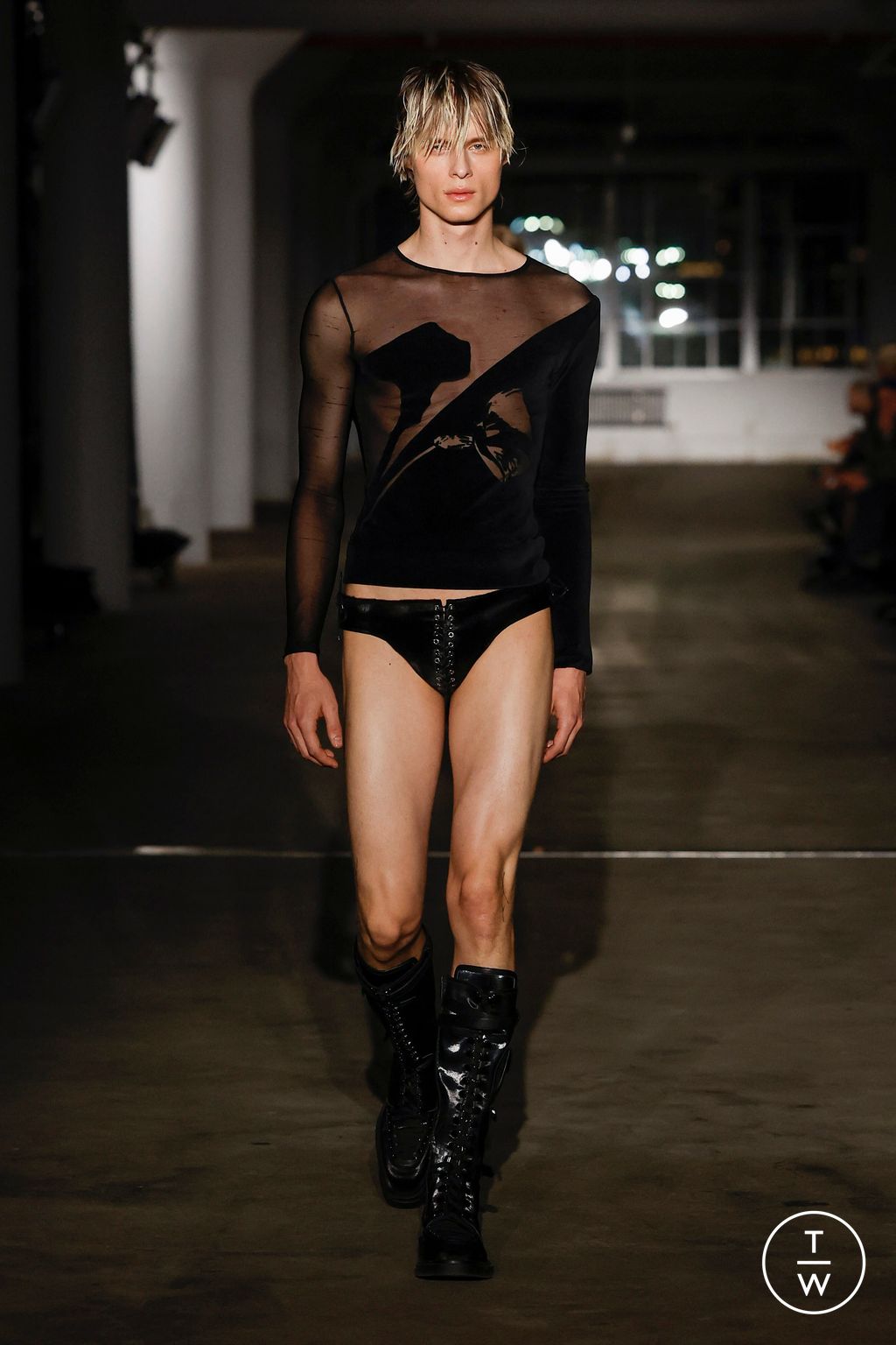 Fashion Week New York Fall/Winter 2024 look 15 de la collection Ludovic de Saint Sernin womenswear