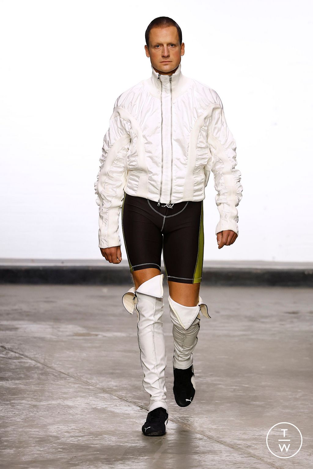 Fashion Week London Spring/Summer 2025 look 24 from the Lueder collection womenswear