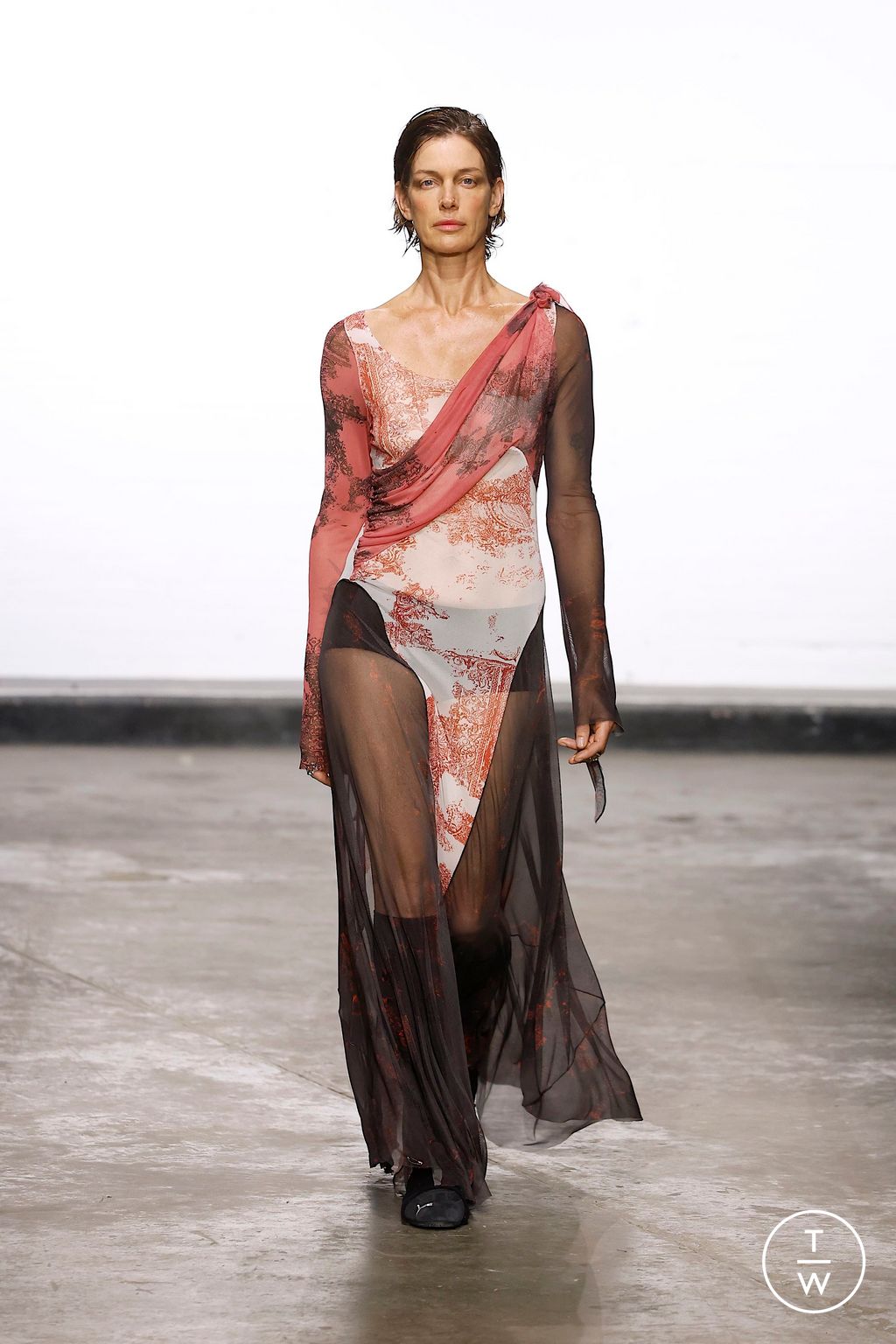 Fashion Week London Spring/Summer 2025 look 28 from the Lueder collection womenswear