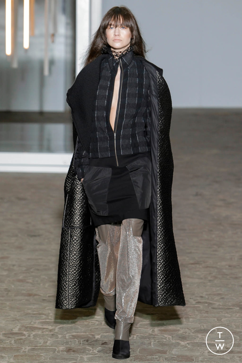 Fashion Week Paris Fall/Winter 2017 look 10 from the Luis Buchinho collection womenswear