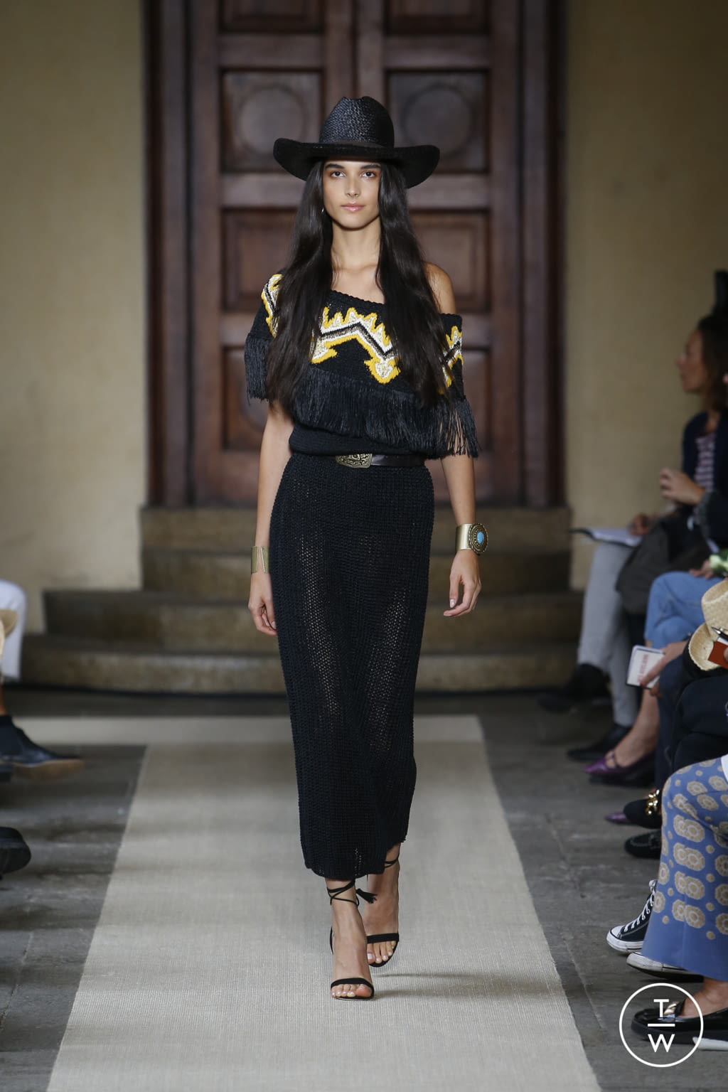 Fashion Week Milan Spring/Summer 2022 look 19 from the Luisa Spagnoli collection 女装