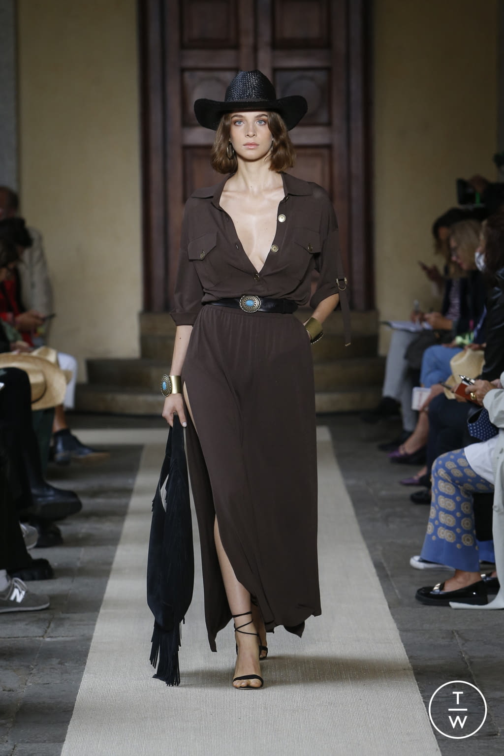 Fashion Week Milan Spring/Summer 2022 look 21 from the Luisa Spagnoli collection womenswear
