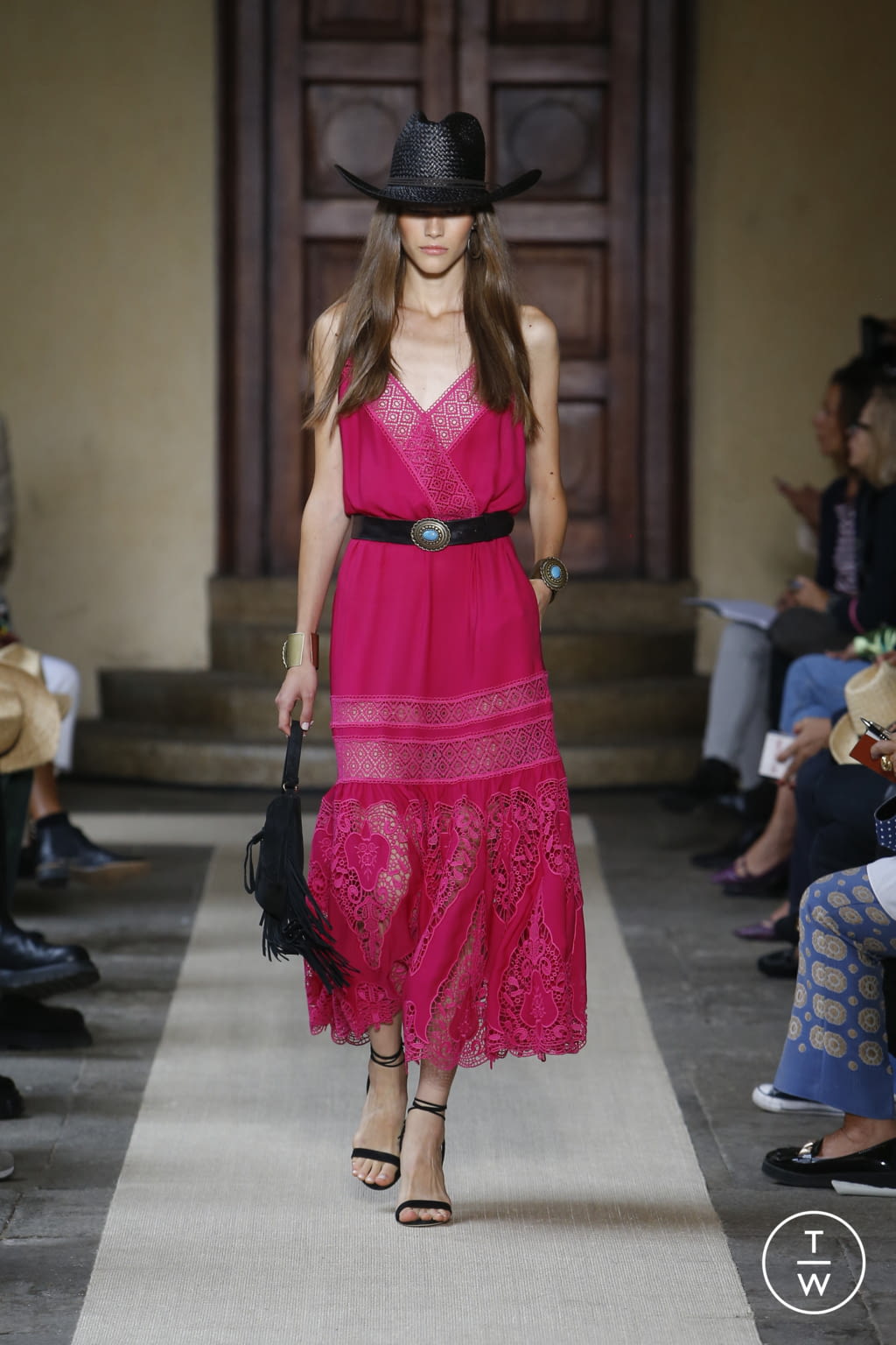 Fashion Week Milan Spring/Summer 2022 look 25 from the Luisa Spagnoli collection womenswear