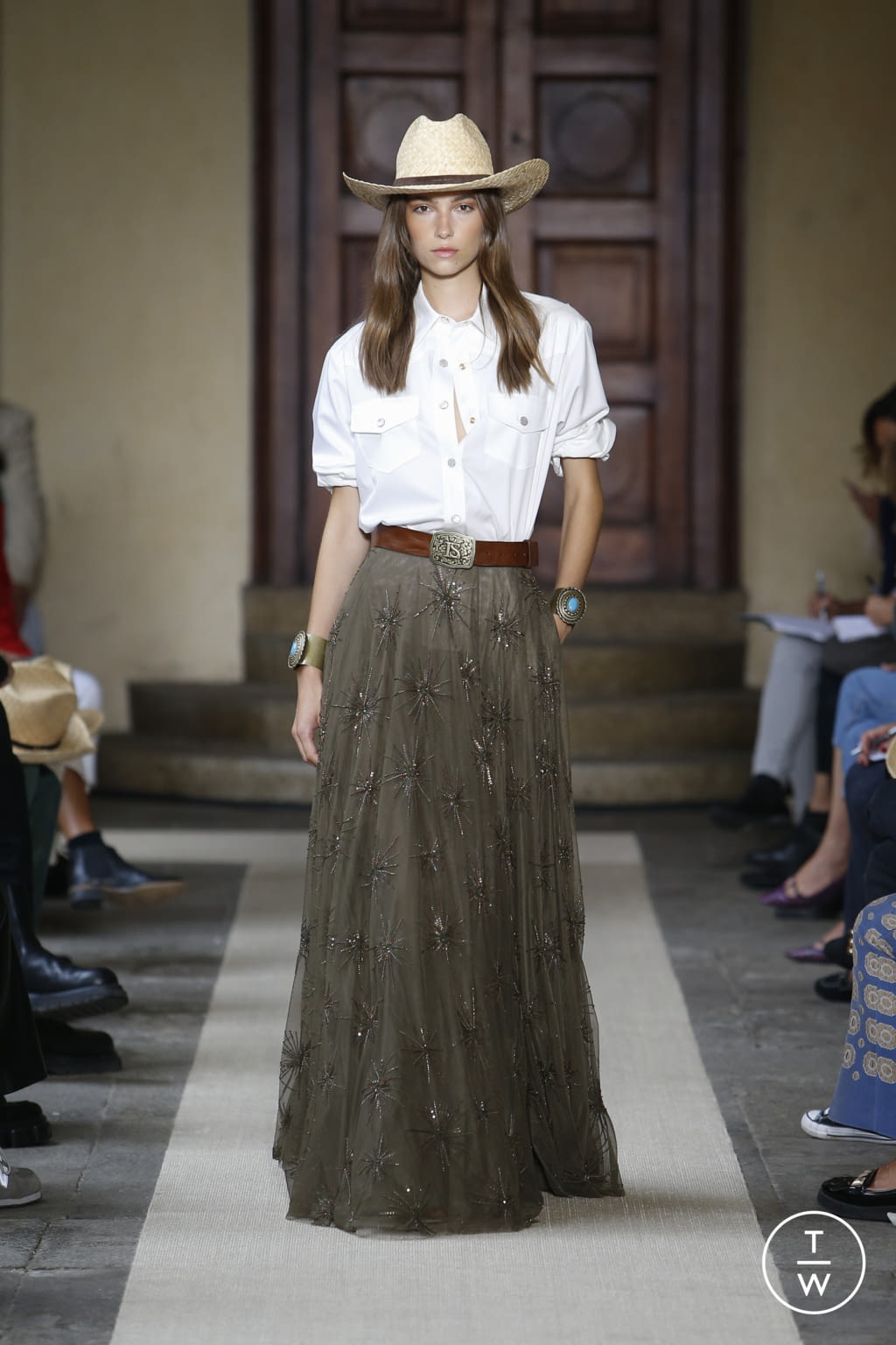 Fashion Week Milan Spring/Summer 2022 look 32 from the Luisa Spagnoli collection 女装