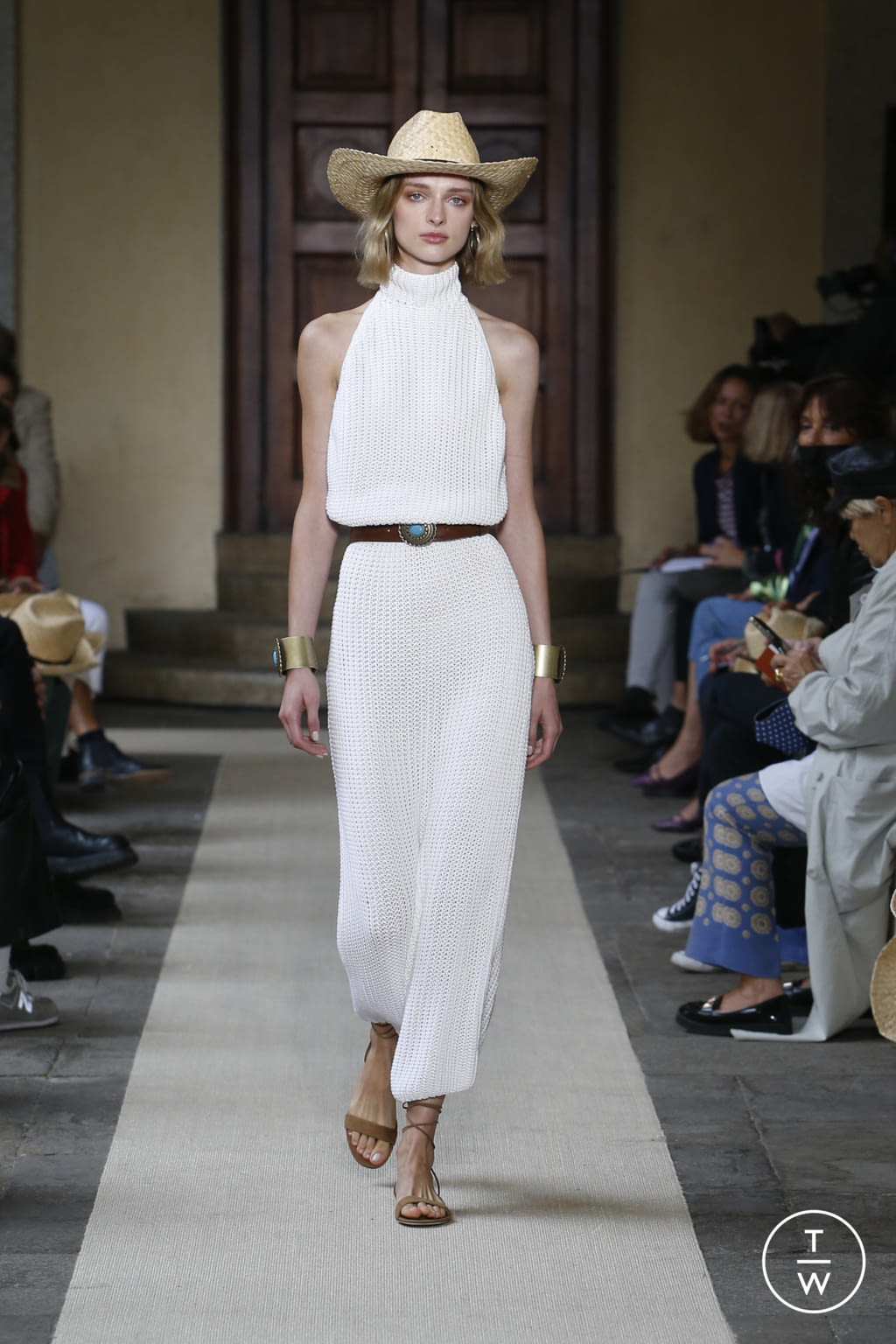 Fashion Week Milan Spring/Summer 2022 look 33 from the Luisa Spagnoli collection 女装