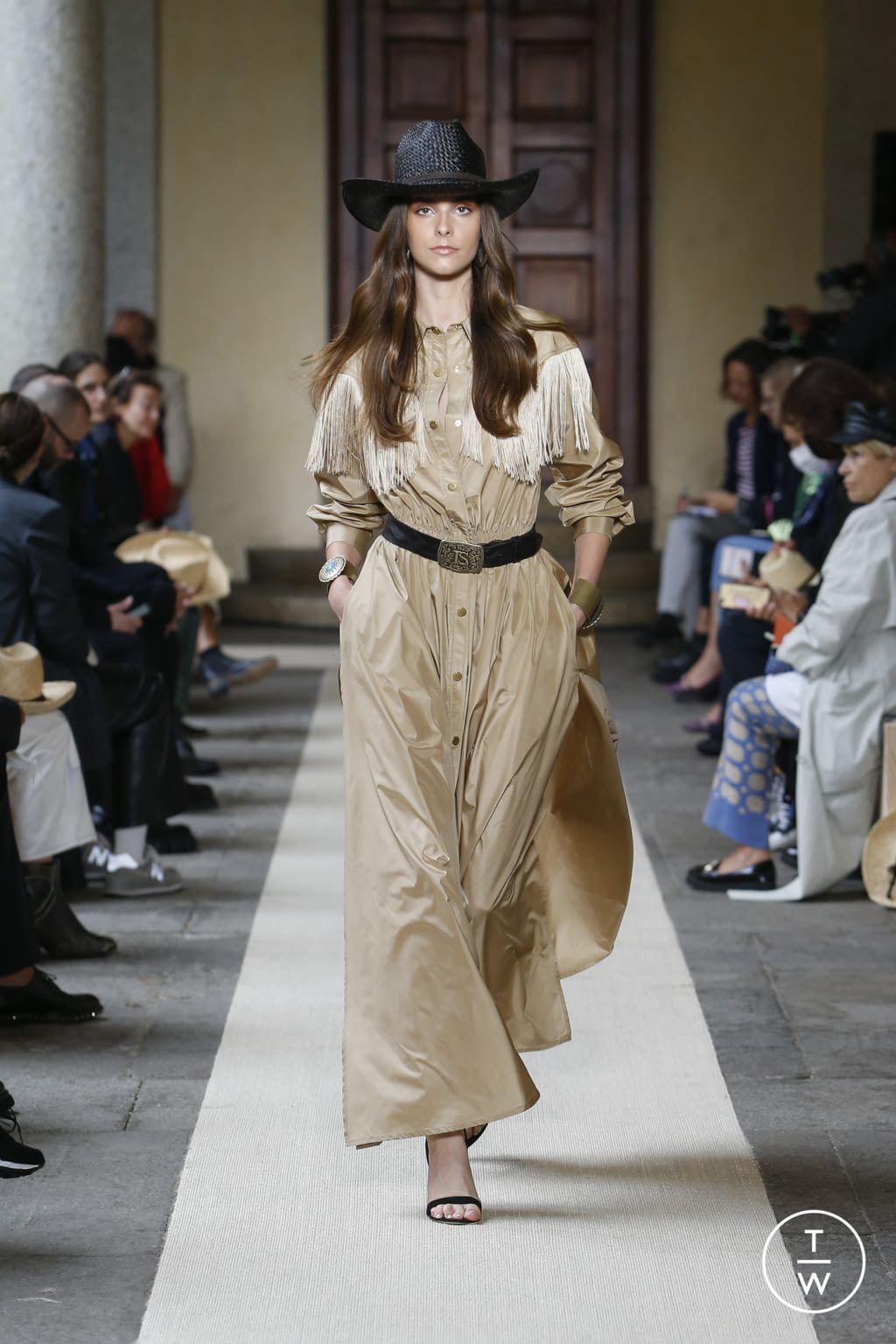 Fashion Week Milan Spring/Summer 2022 look 43 from the Luisa Spagnoli collection womenswear
