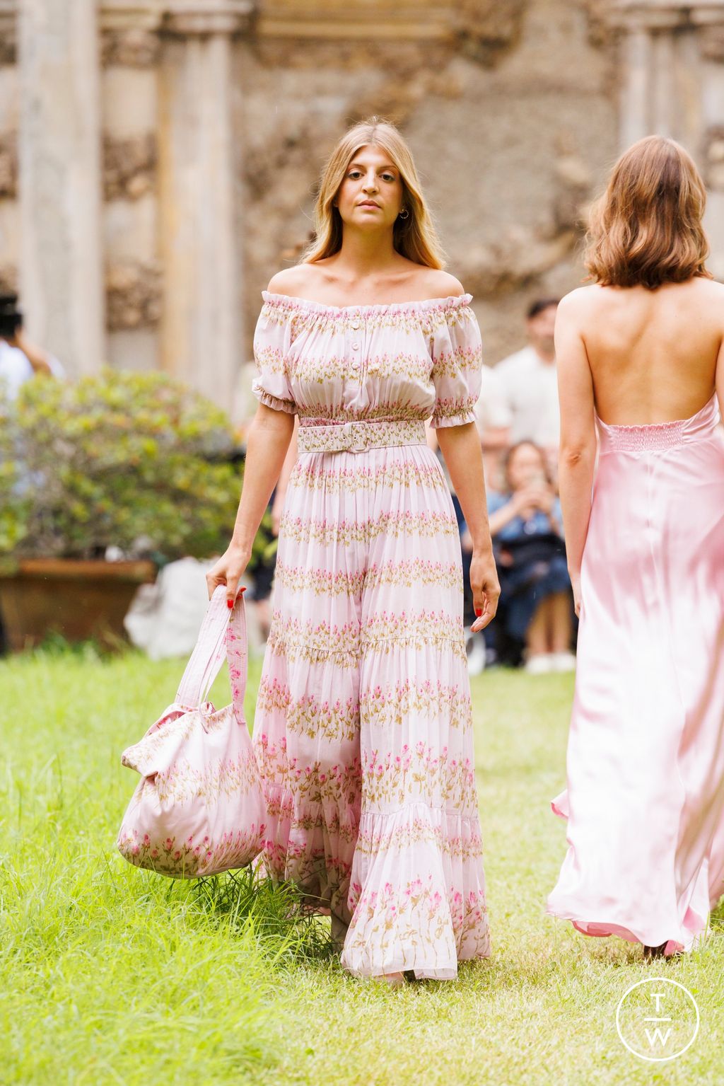 Fashion Week Florence - Pitti Resort 2024 look 20 de la collection Luisa Beccaria womenswear