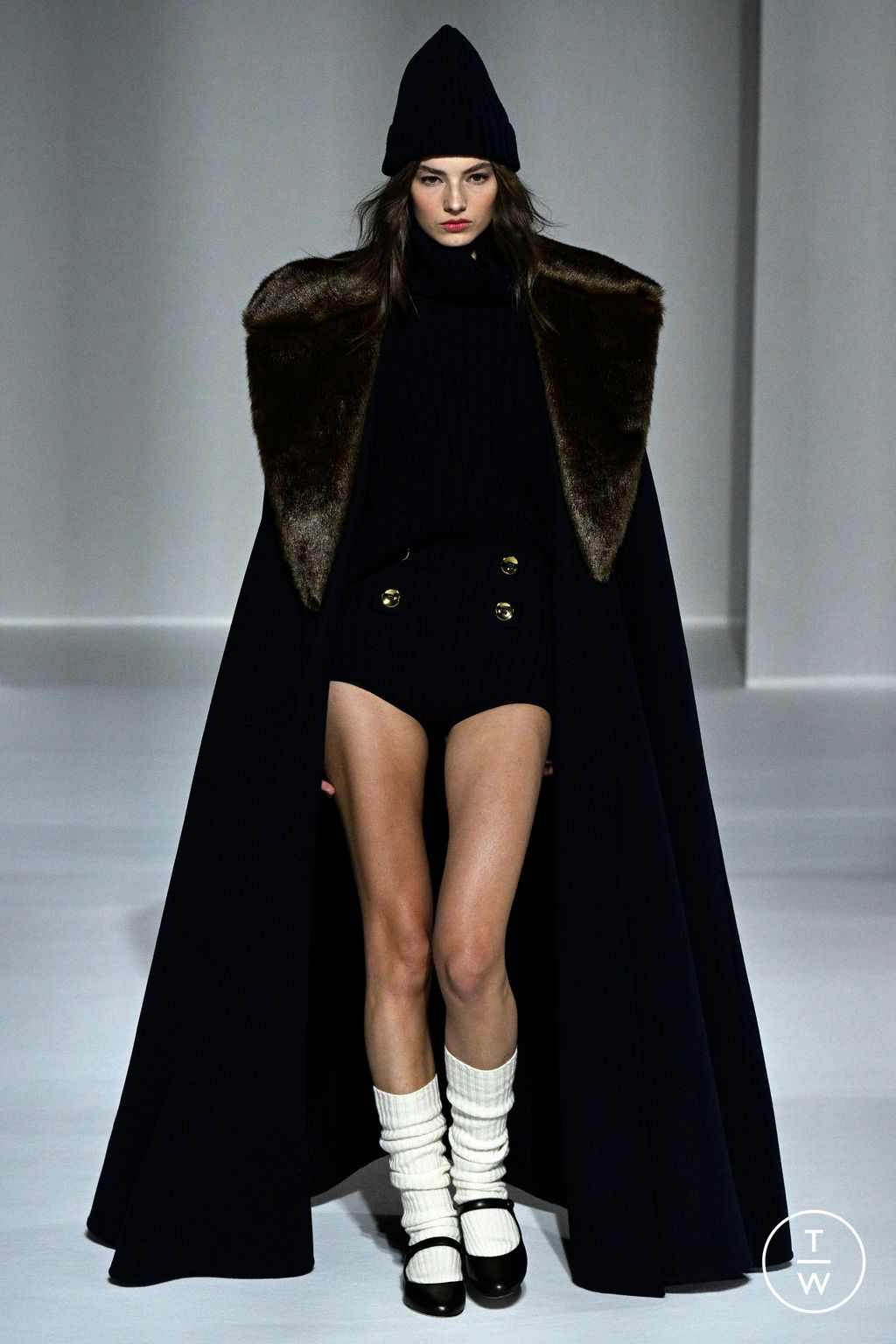 Fashion Week Milan Fall/Winter 2024 look 1 de la collection Luisa Spagnoli womenswear