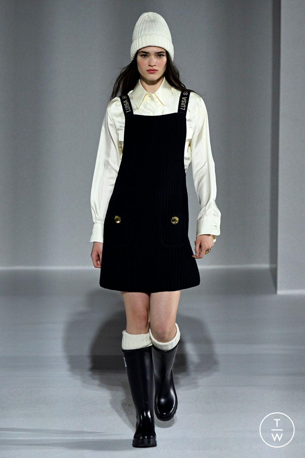 Fashion Week Milan Fall/Winter 2024 look 4 from the Luisa Spagnoli collection womenswear