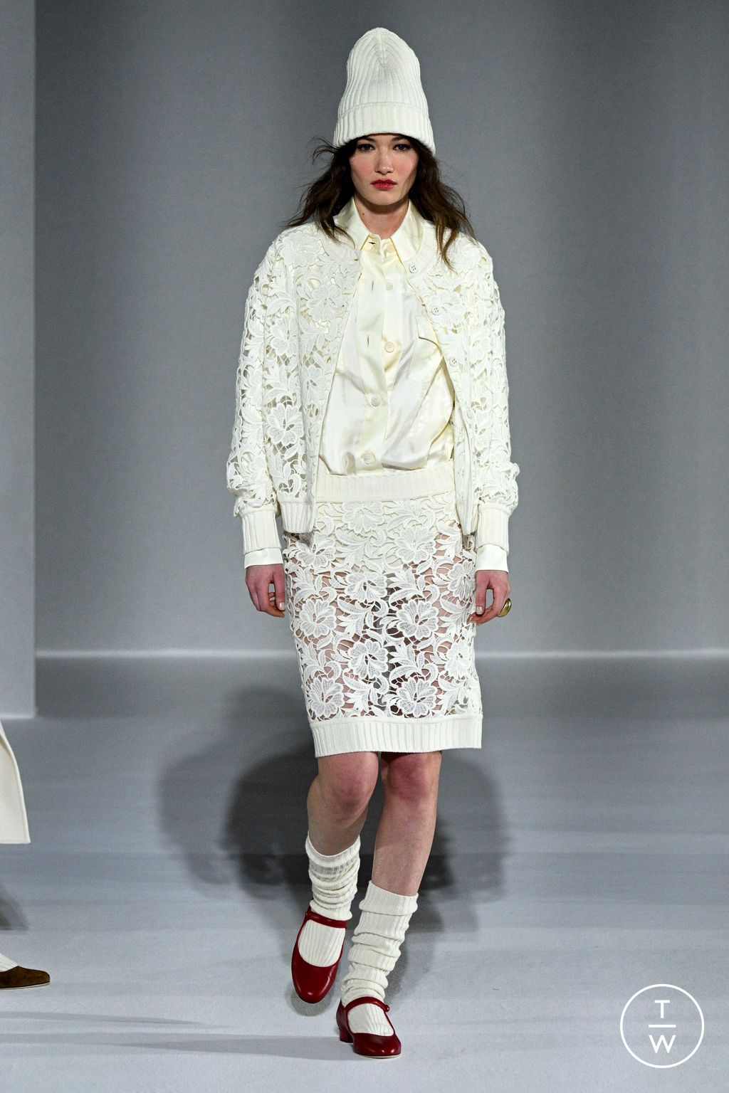 Fashion Week Milan Fall/Winter 2024 look 17 from the Luisa Spagnoli collection womenswear