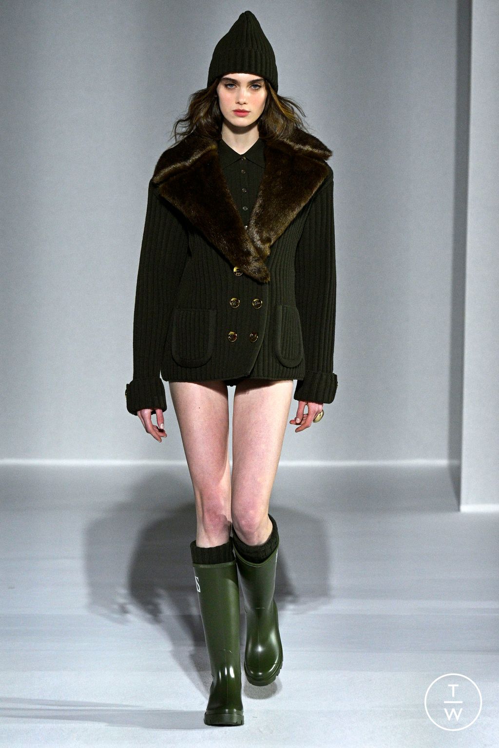 Fashion Week Milan Fall/Winter 2024 look 21 from the Luisa Spagnoli collection 女装
