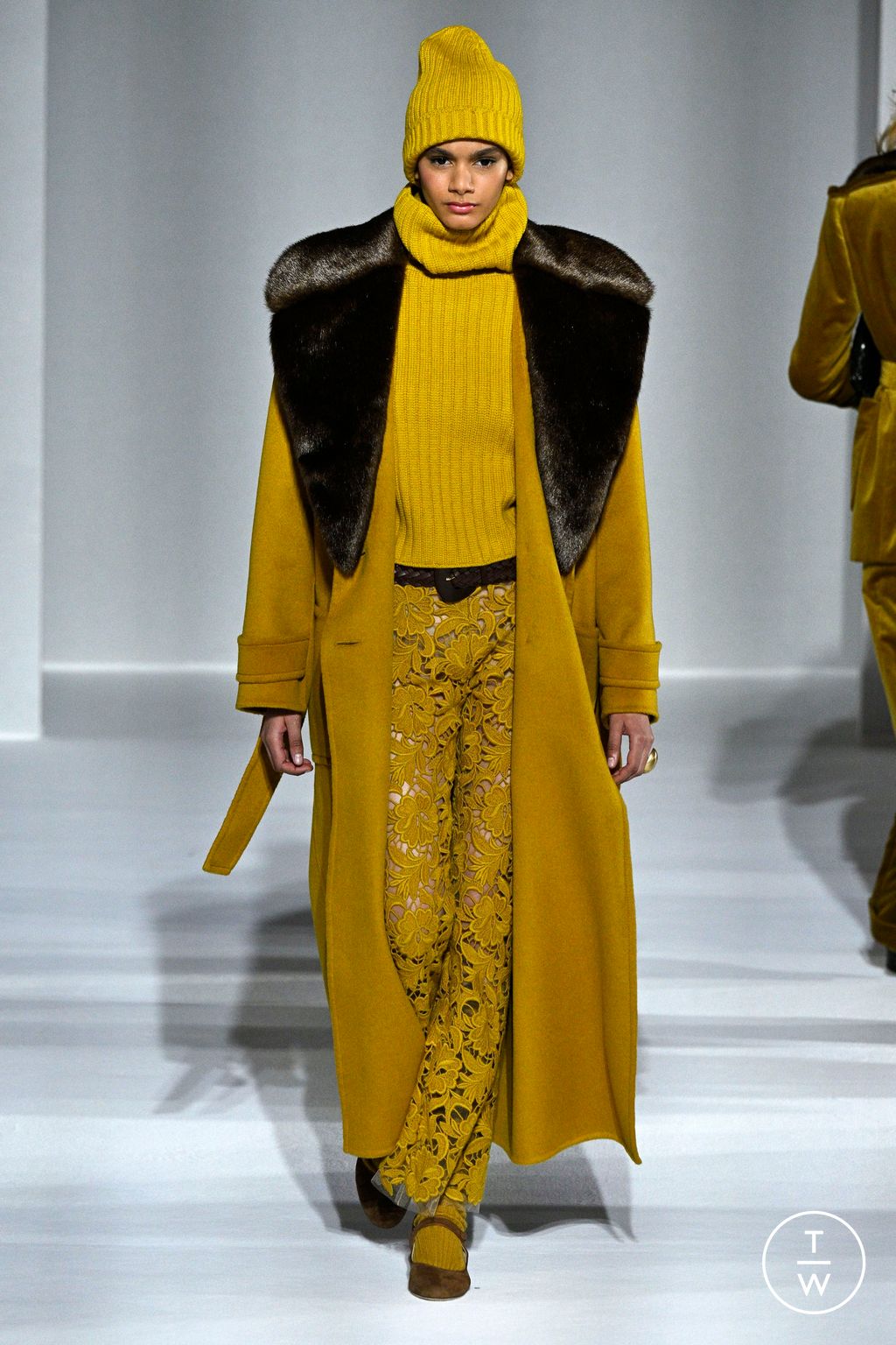 Fashion Week Milan Fall/Winter 2024 look 31 from the Luisa Spagnoli collection womenswear