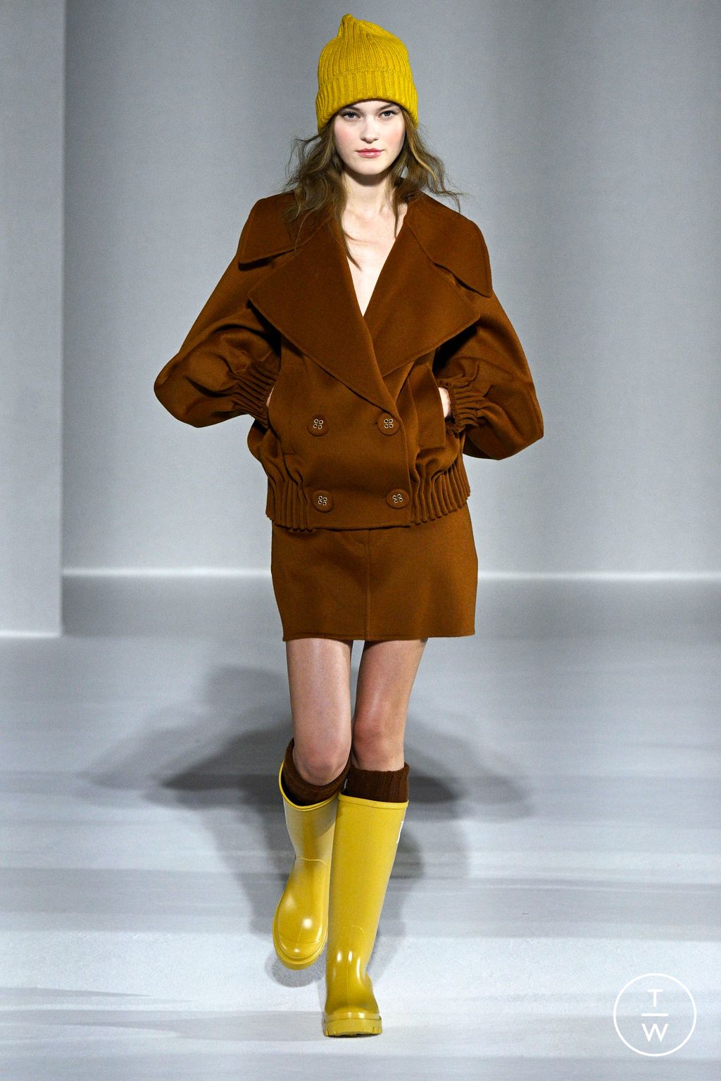 Fashion Week Milan Fall/Winter 2024 look 32 from the Luisa Spagnoli collection womenswear