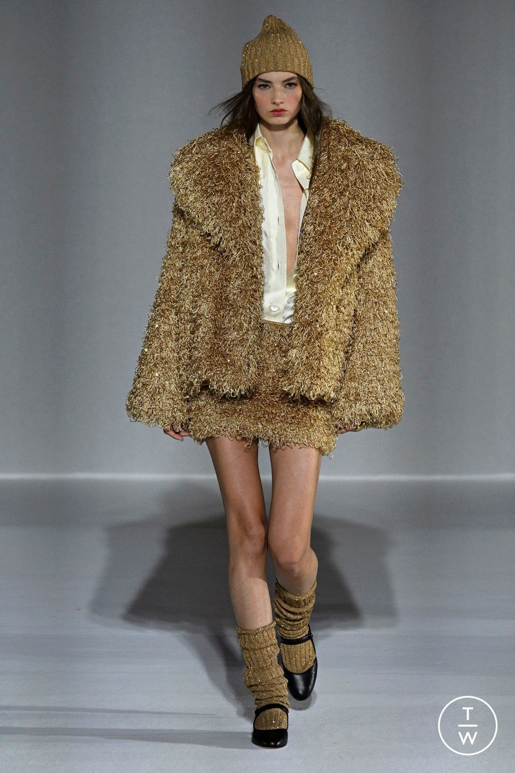 Fashion Week Milan Fall/Winter 2024 look 38 from the Luisa Spagnoli collection womenswear