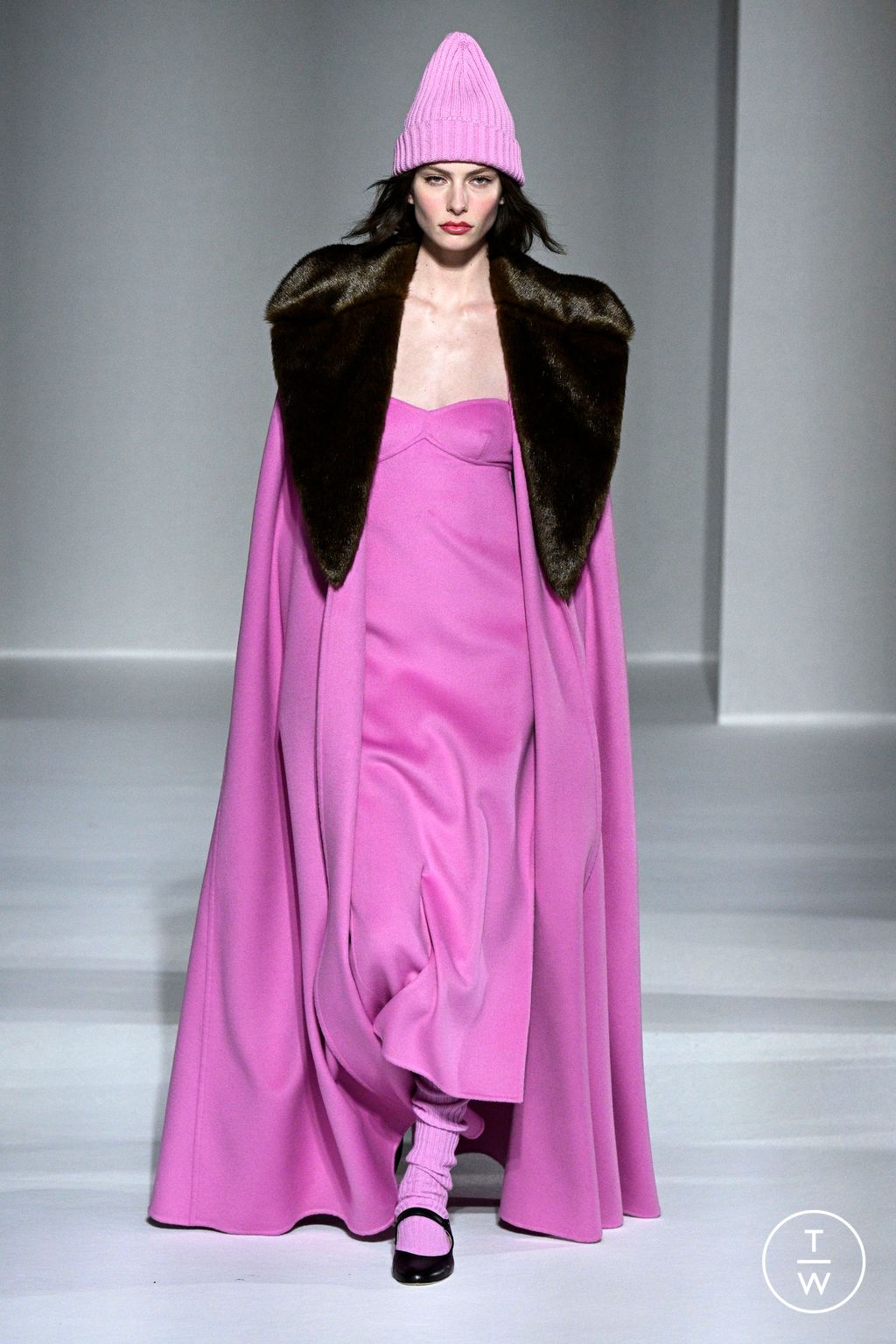 Fashion Week Milan Fall/Winter 2024 look 55 from the Luisa Spagnoli collection 女装