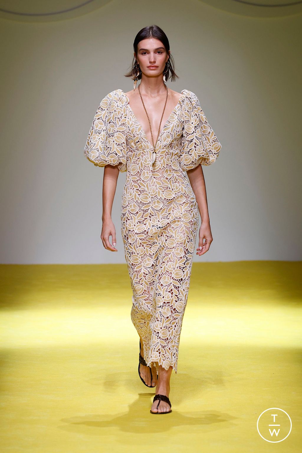 Fashion Week Milan Spring/Summer 2025 look 28 from the Luisa Spagnoli collection 女装