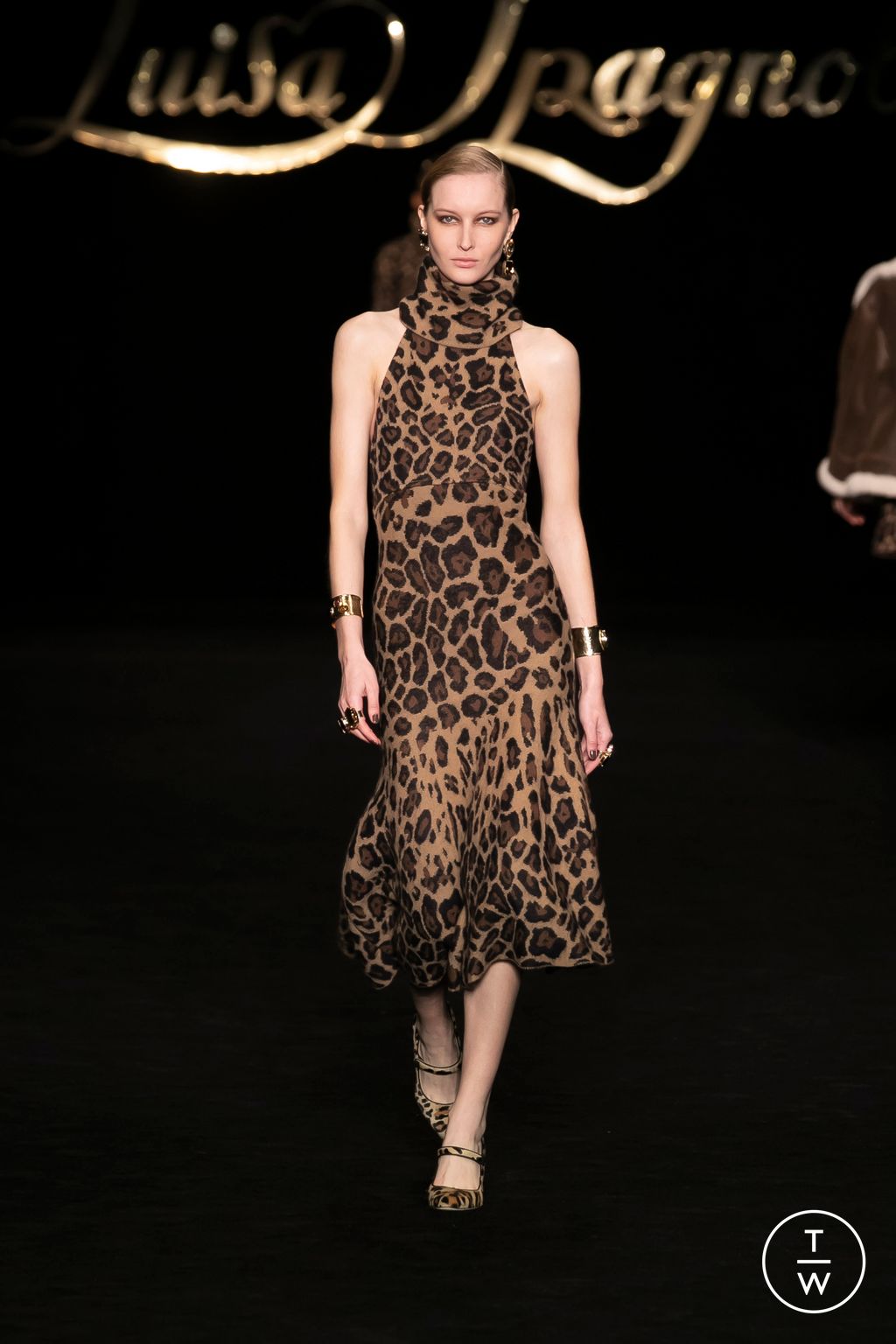 Fashion Week Milan Fall/Winter 2023 look 7 from the Luisa Spagnoli collection womenswear