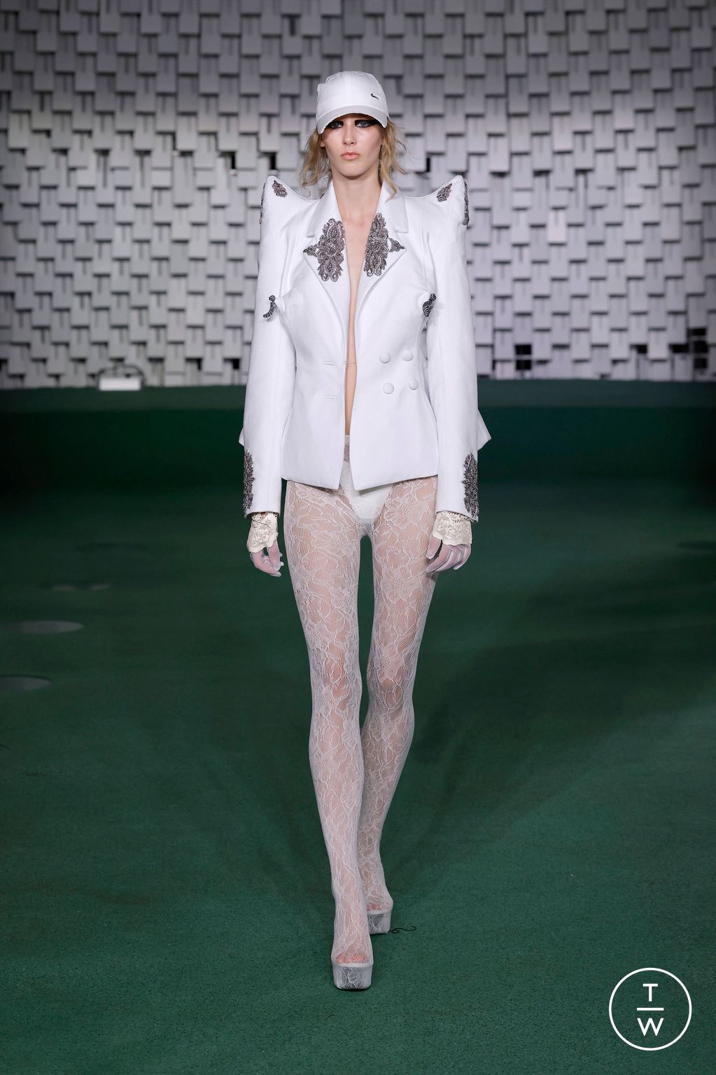 Fashion Week Paris Spring/Summer 2025 look 4 from the Luis de Javier collection womenswear
