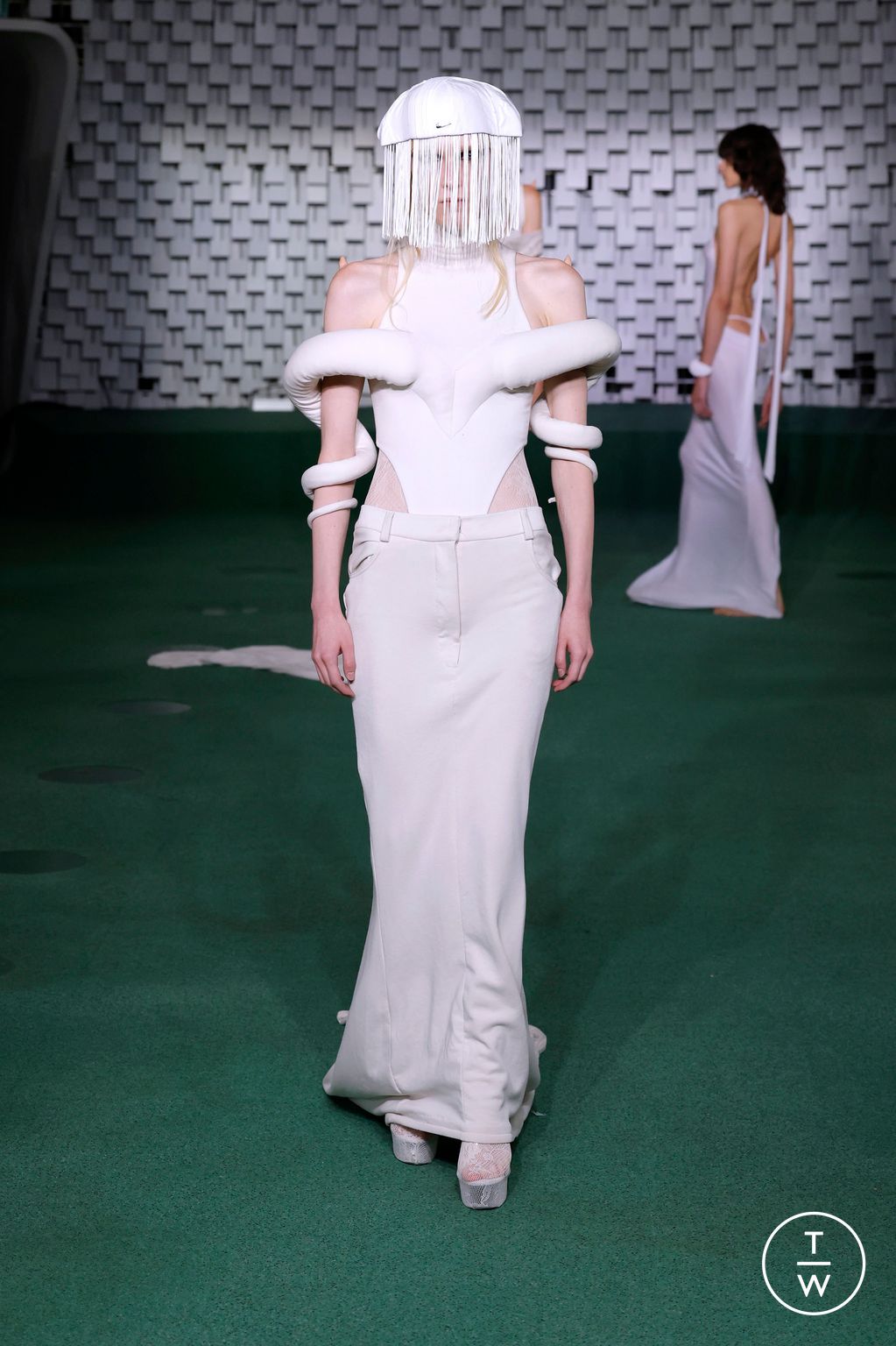 Fashion Week Paris Spring-Summer 2025 look 25 from the Luis de Javier collection womenswear