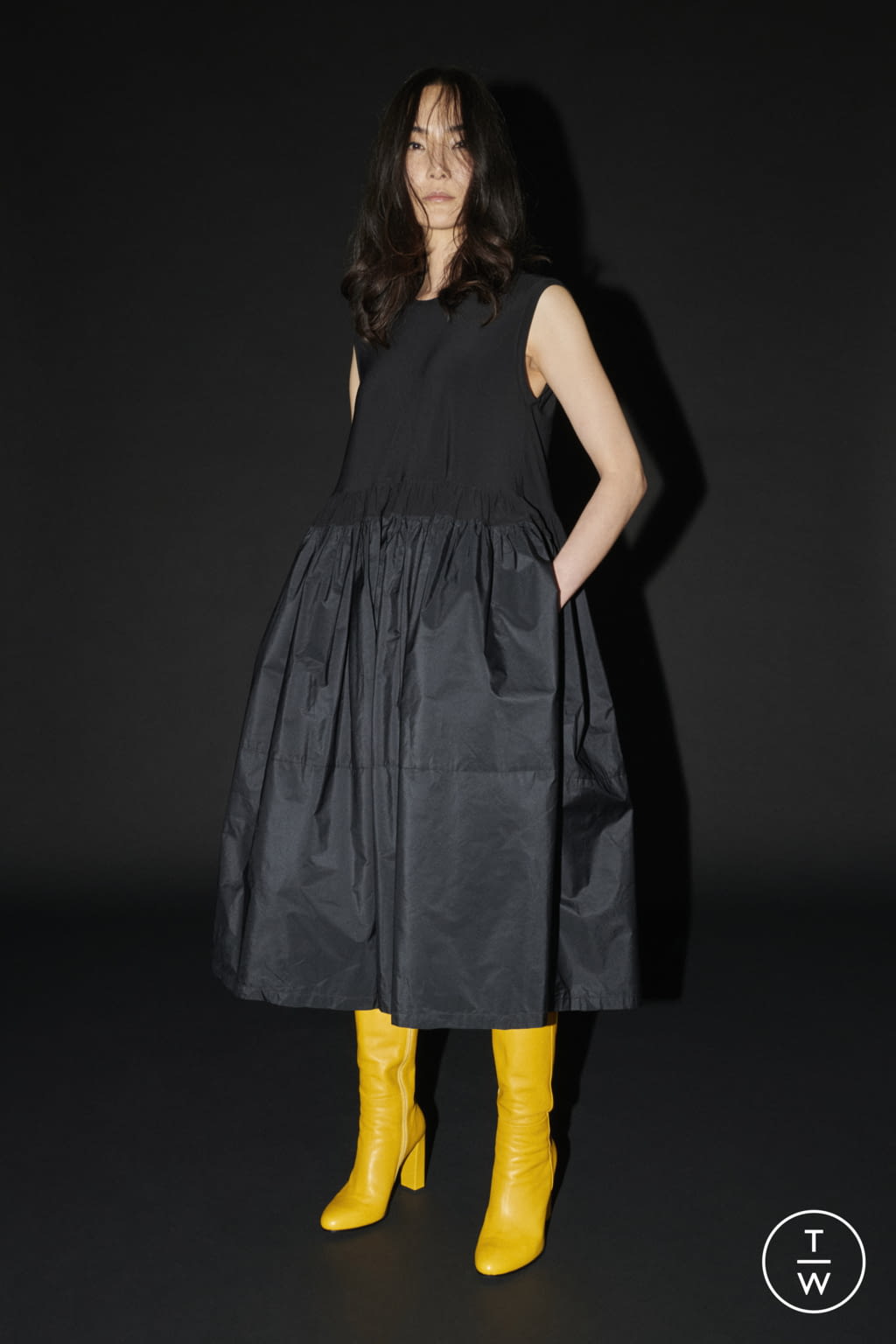 Fashion Week Paris Spring/Summer 2022 look 15 de la collection Lutz Huelle womenswear
