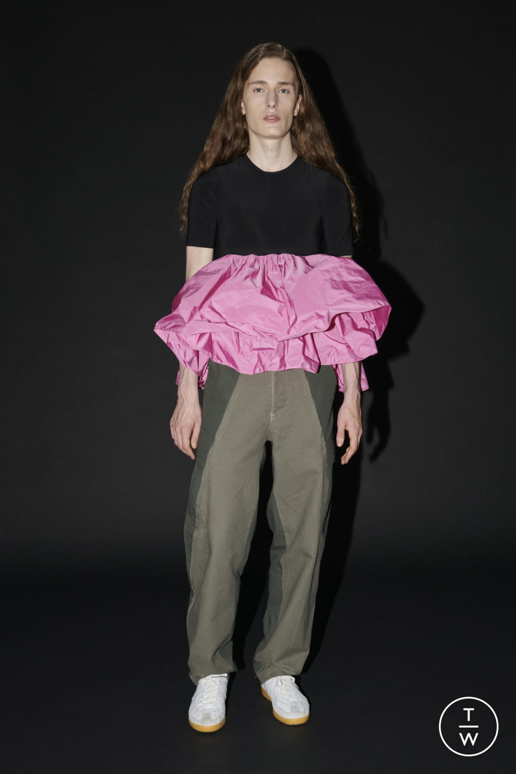 Fashion Week Paris Spring/Summer 2022 look 17 from the Lutz Huelle collection 女装