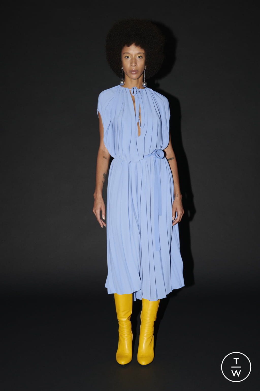 Fashion Week Paris Spring/Summer 2022 look 38 from the Lutz Huelle collection womenswear