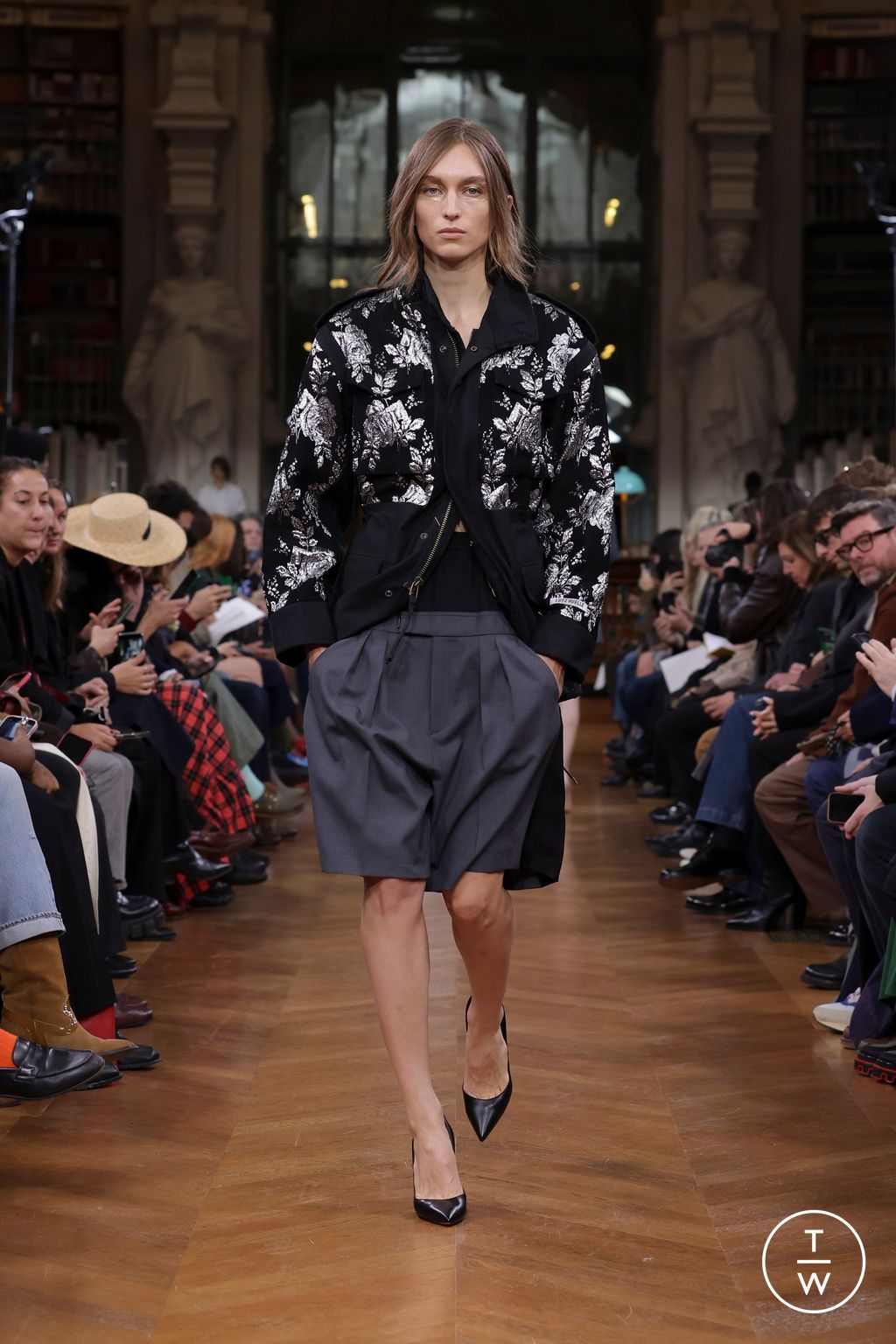 Fashion Week Paris Spring/Summer 2025 look 3 from the Lutz Huelle collection womenswear