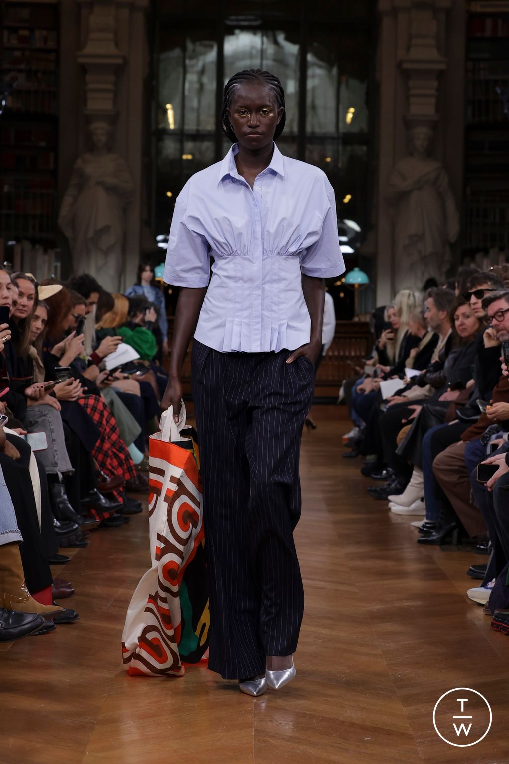 Fashion Week Paris Spring/Summer 2025 look 6 from the Lutz Huelle collection womenswear