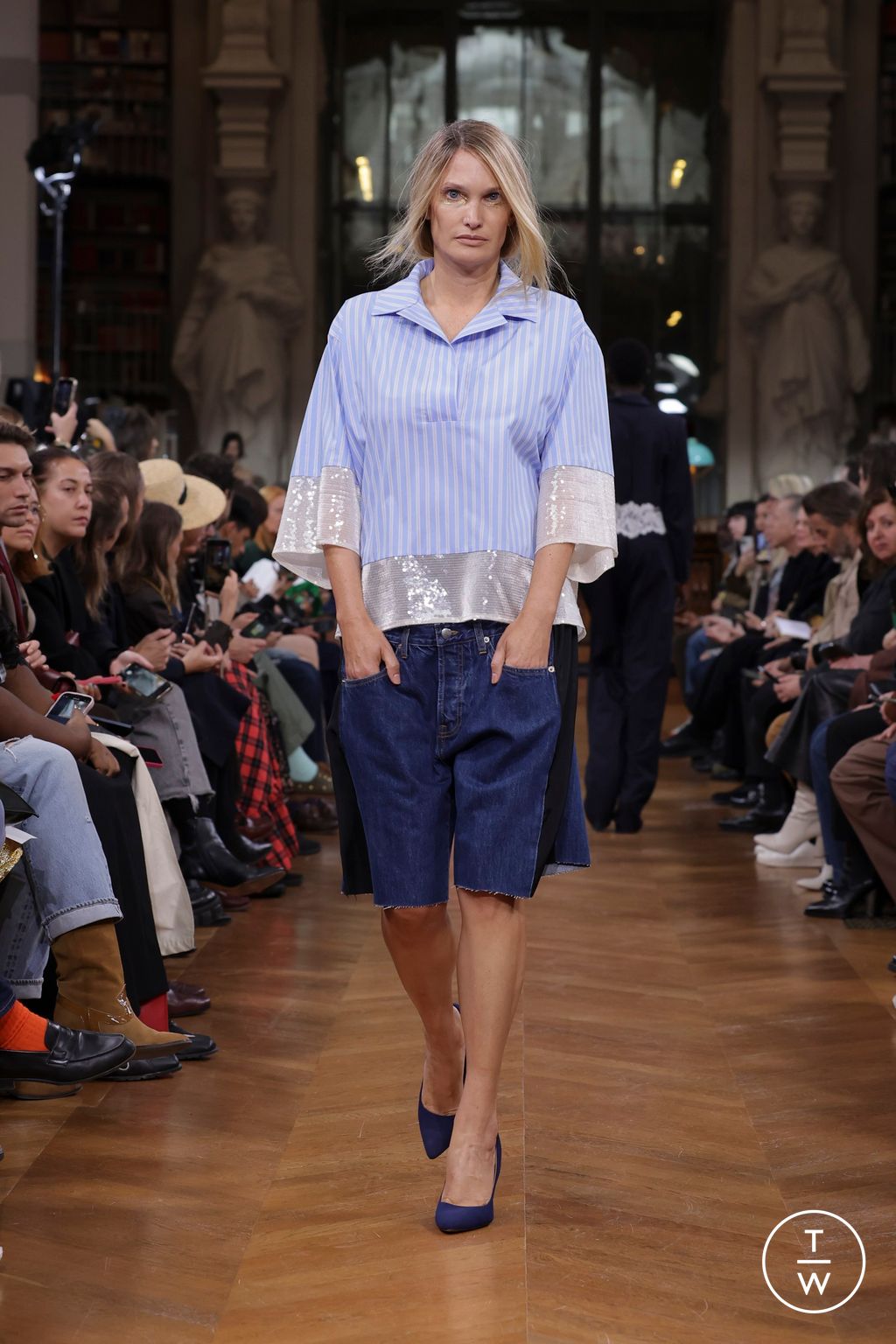 Fashion Week Paris Spring/Summer 2025 look 20 from the Lutz Huelle collection womenswear