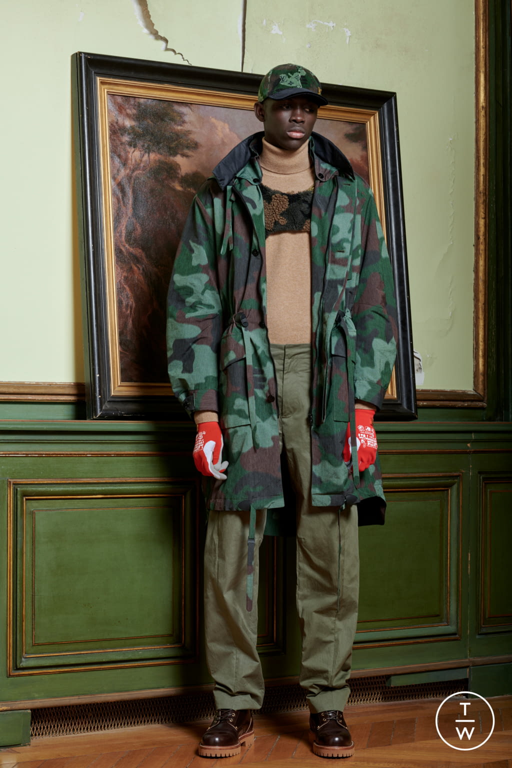 Fashion Week Paris Pre-Fall 2020 look 20 from the Louis Vuitton collection 男装