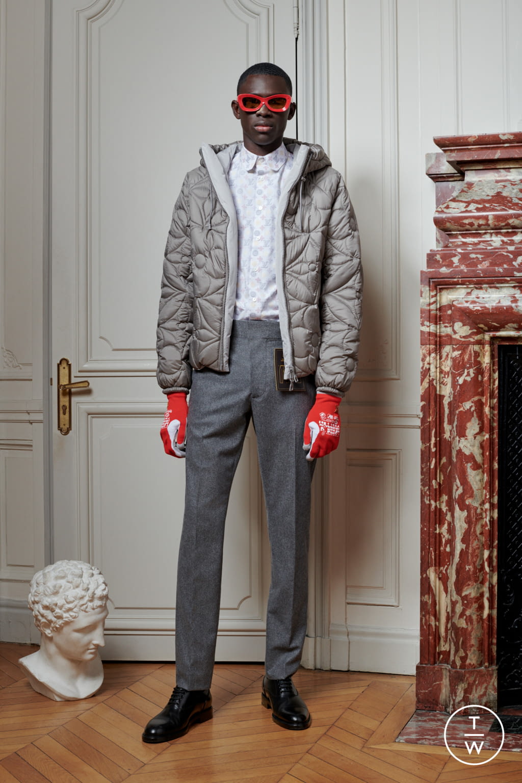 Fashion Week Paris Pre-Fall 2020 look 23 from the Louis Vuitton collection menswear