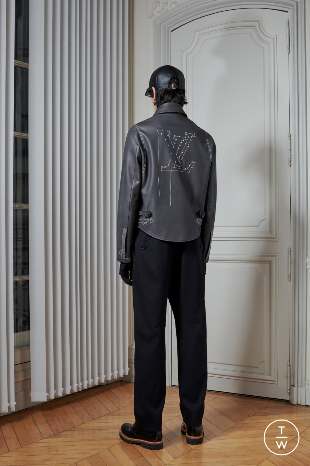 Fashion Week Paris Pre-Fall 2020 look 27 from the Louis Vuitton collection menswear