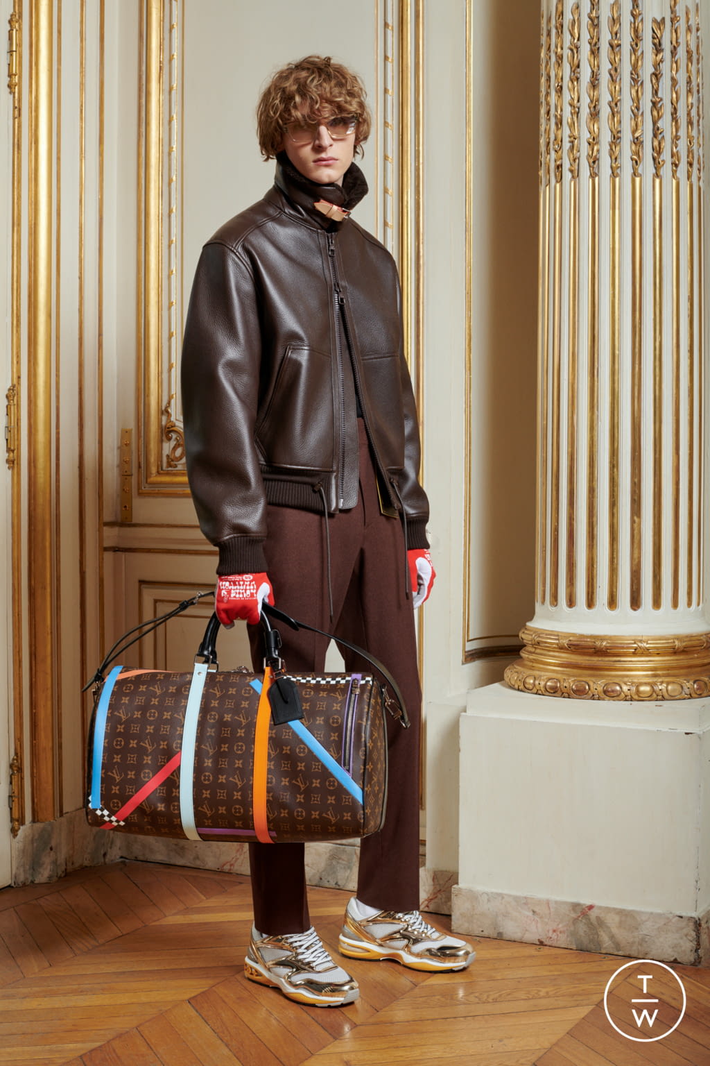 Fashion Week Paris Pre-Fall 2020 look 35 from the Louis Vuitton collection 男装