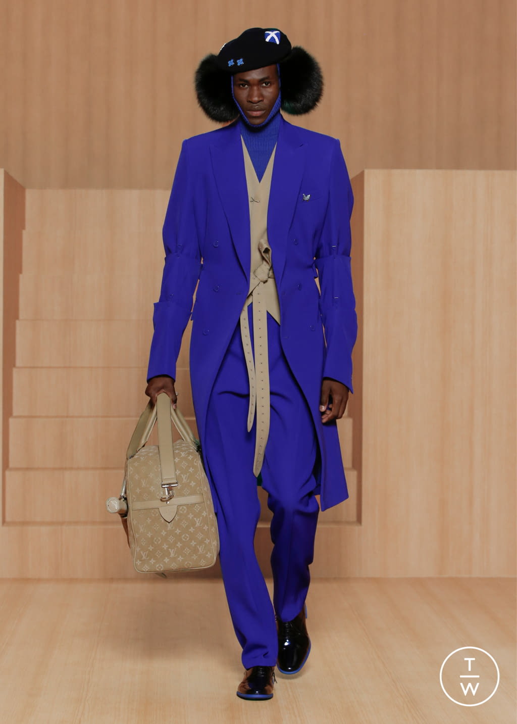 Fashion Week Paris Spring/Summer 2022 look 14 from the Louis Vuitton collection menswear