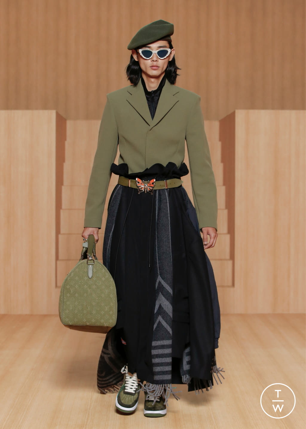 Fashion Week Paris Spring/Summer 2022 look 18 de la collection Louis Vuitton menswear