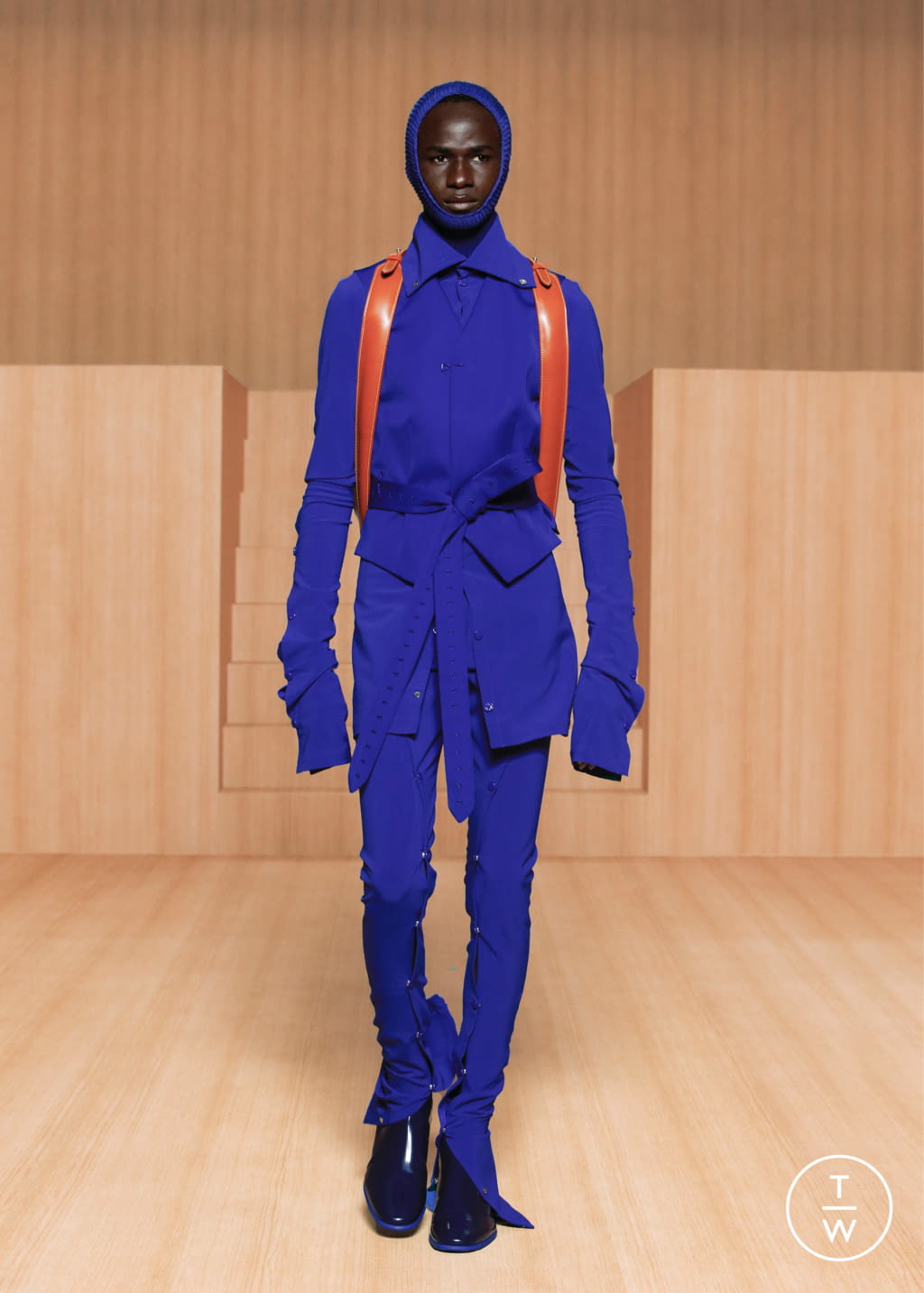 Fashion Week Paris Spring/Summer 2022 look 19 from the Louis Vuitton collection 男装