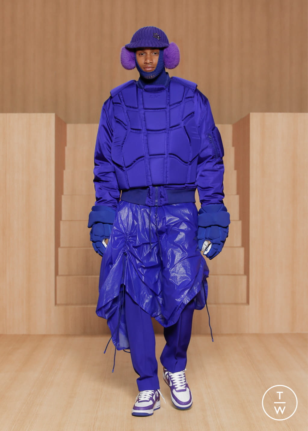 Fashion Week Paris Spring/Summer 2022 look 21 from the Louis Vuitton collection menswear