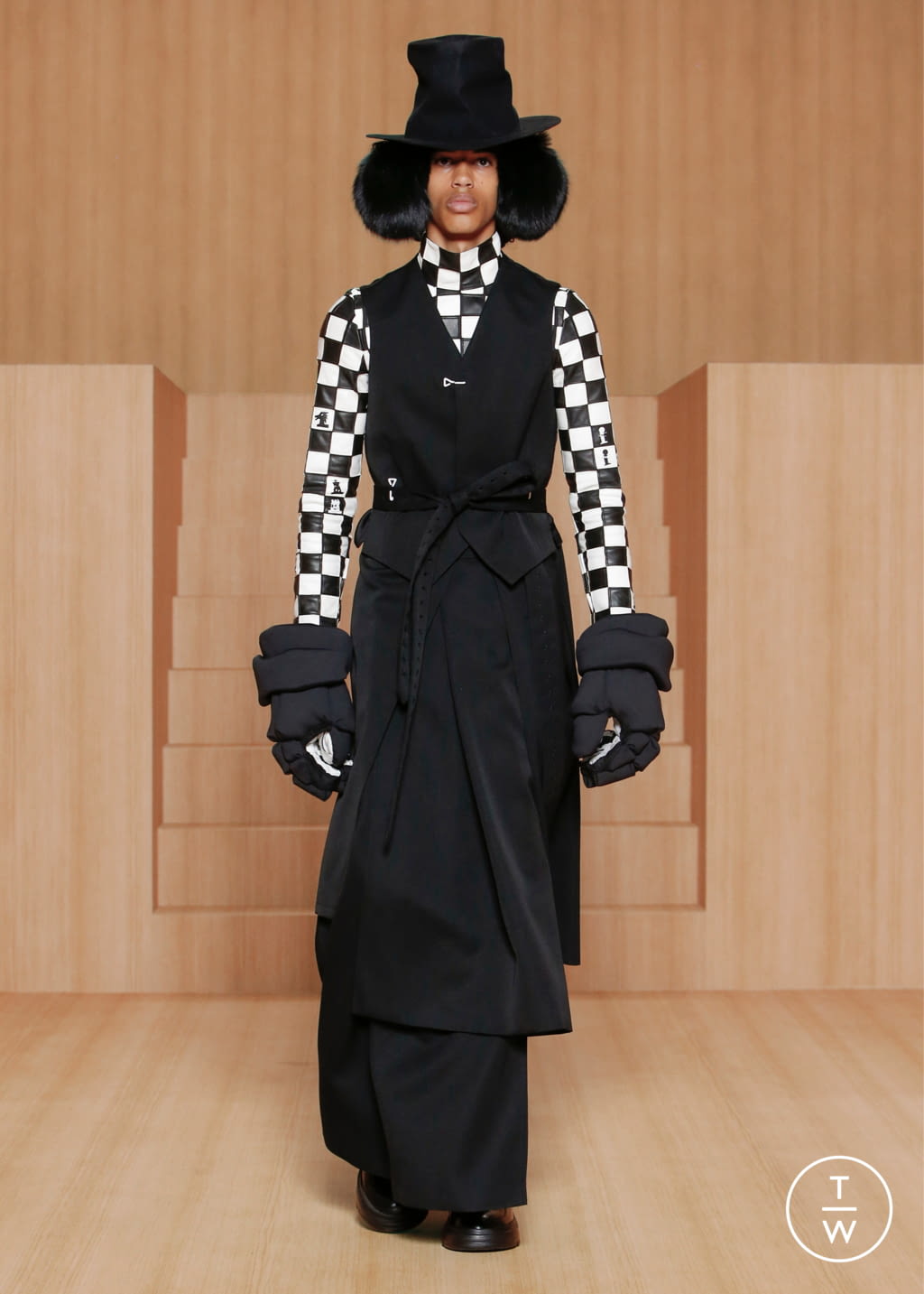 Fashion Week Paris Spring/Summer 2022 look 40 from the Louis Vuitton collection 男装