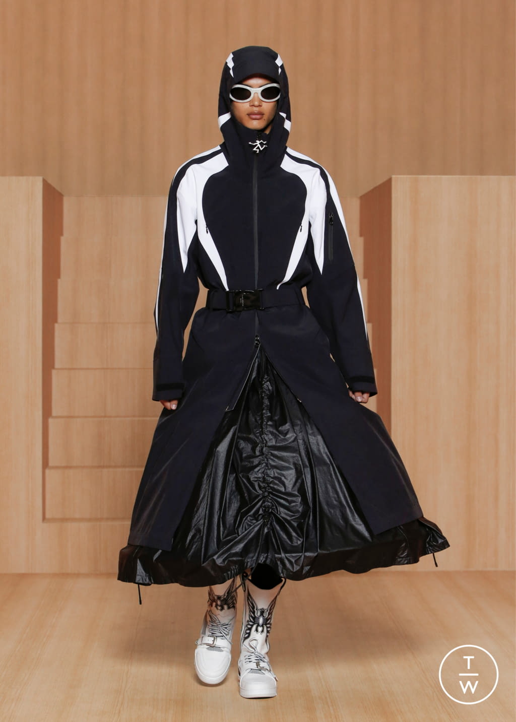 Fashion Week Paris Spring/Summer 2022 look 56 de la collection Louis Vuitton menswear