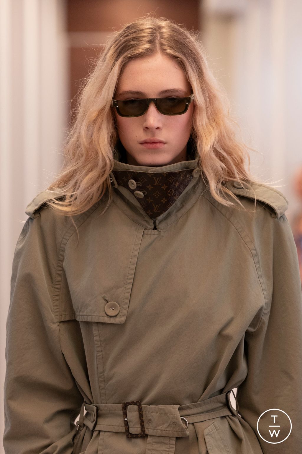 Fashion Week Milan Fall/Winter 2025 look 93 from the Louis Vuitton collection 女装配饰