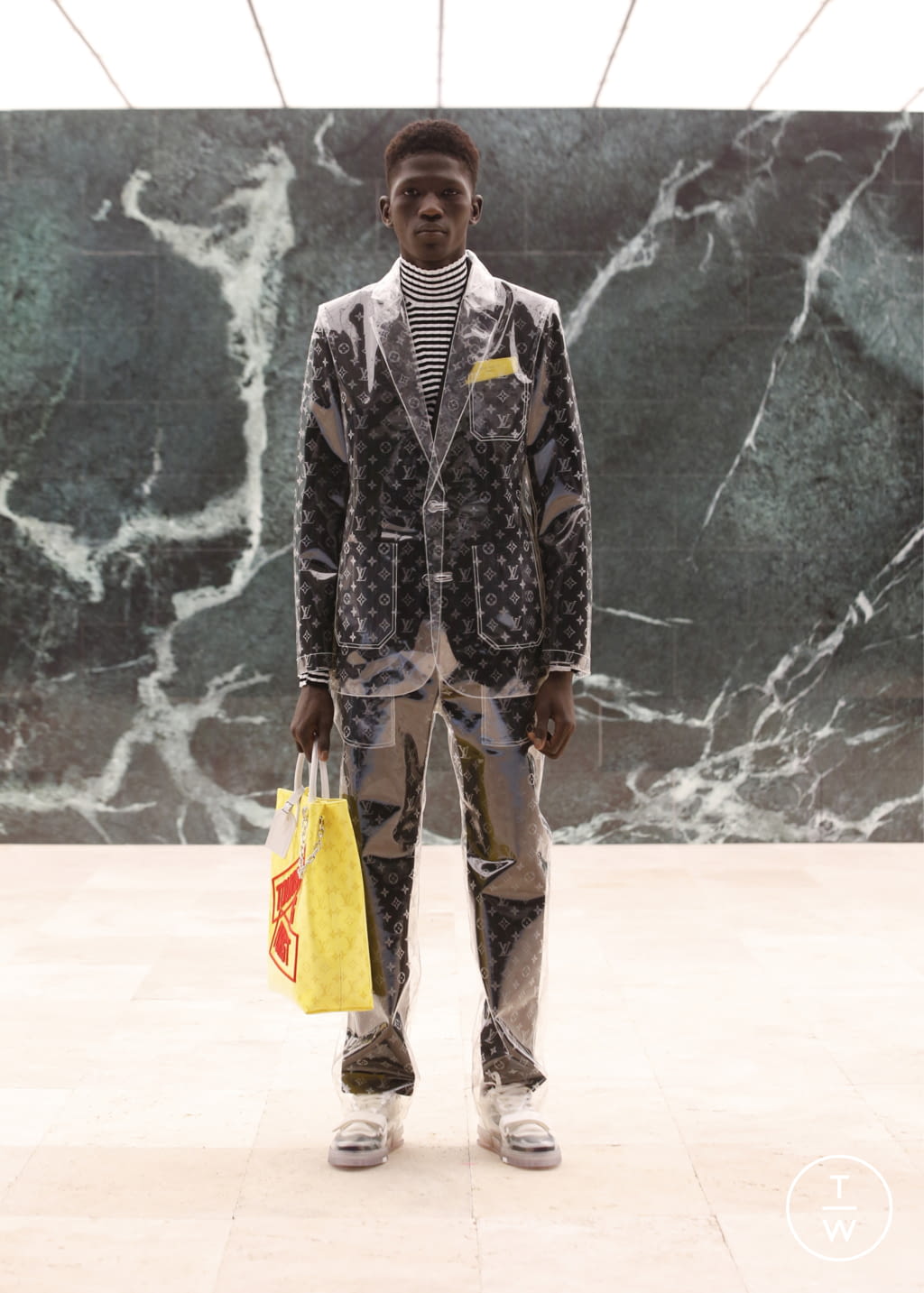 Fashion Week Paris Fall/Winter 2021 look 17 from the Louis Vuitton collection menswear